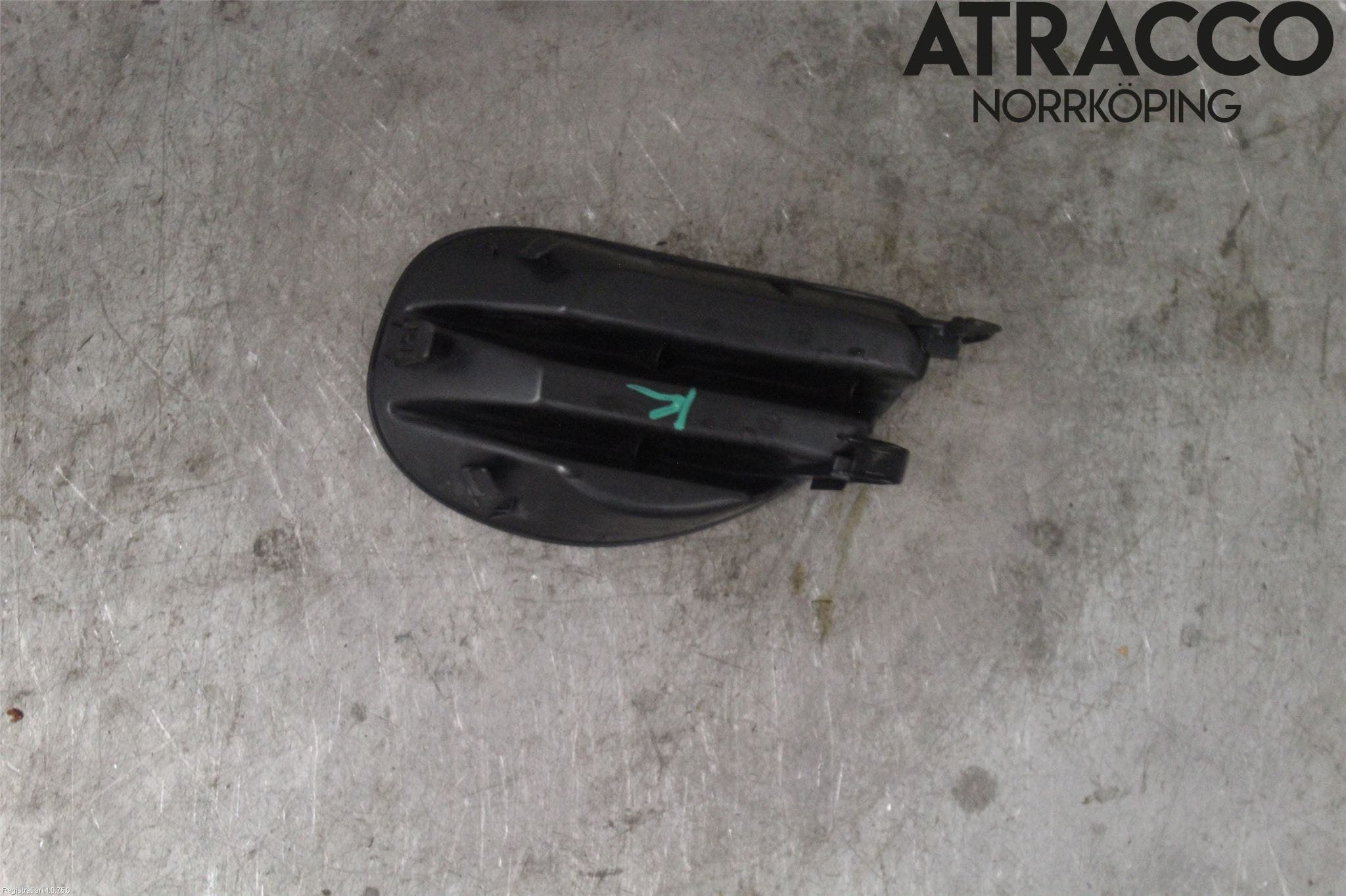 Toyota YARIS XP90 06-11 Grilldel Höger