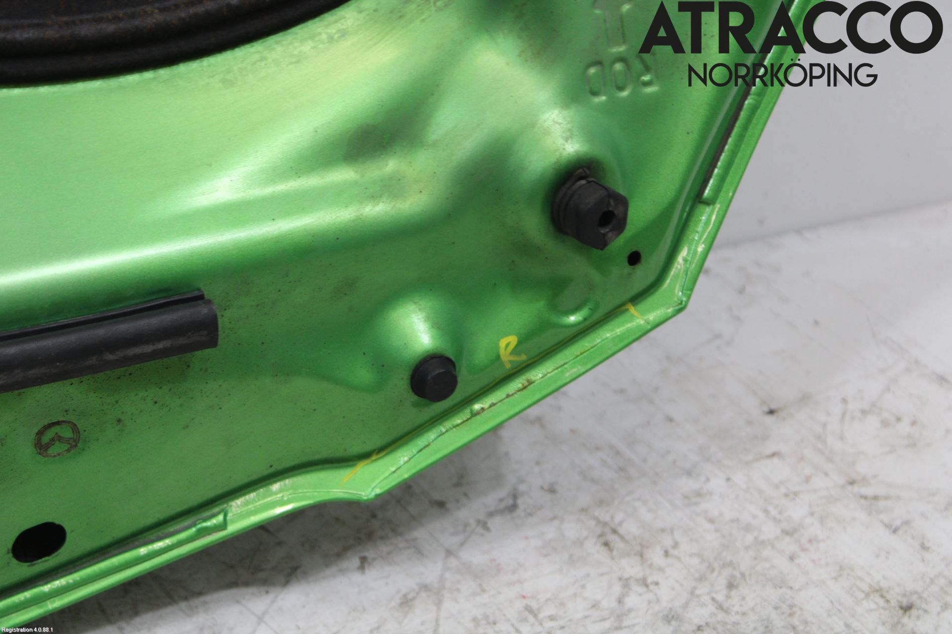 Mazda 2 (DE) 08-15 Huv Fram