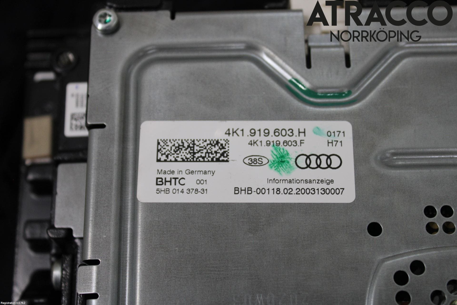 Audi A6 F2/C8 19- Bildskärm