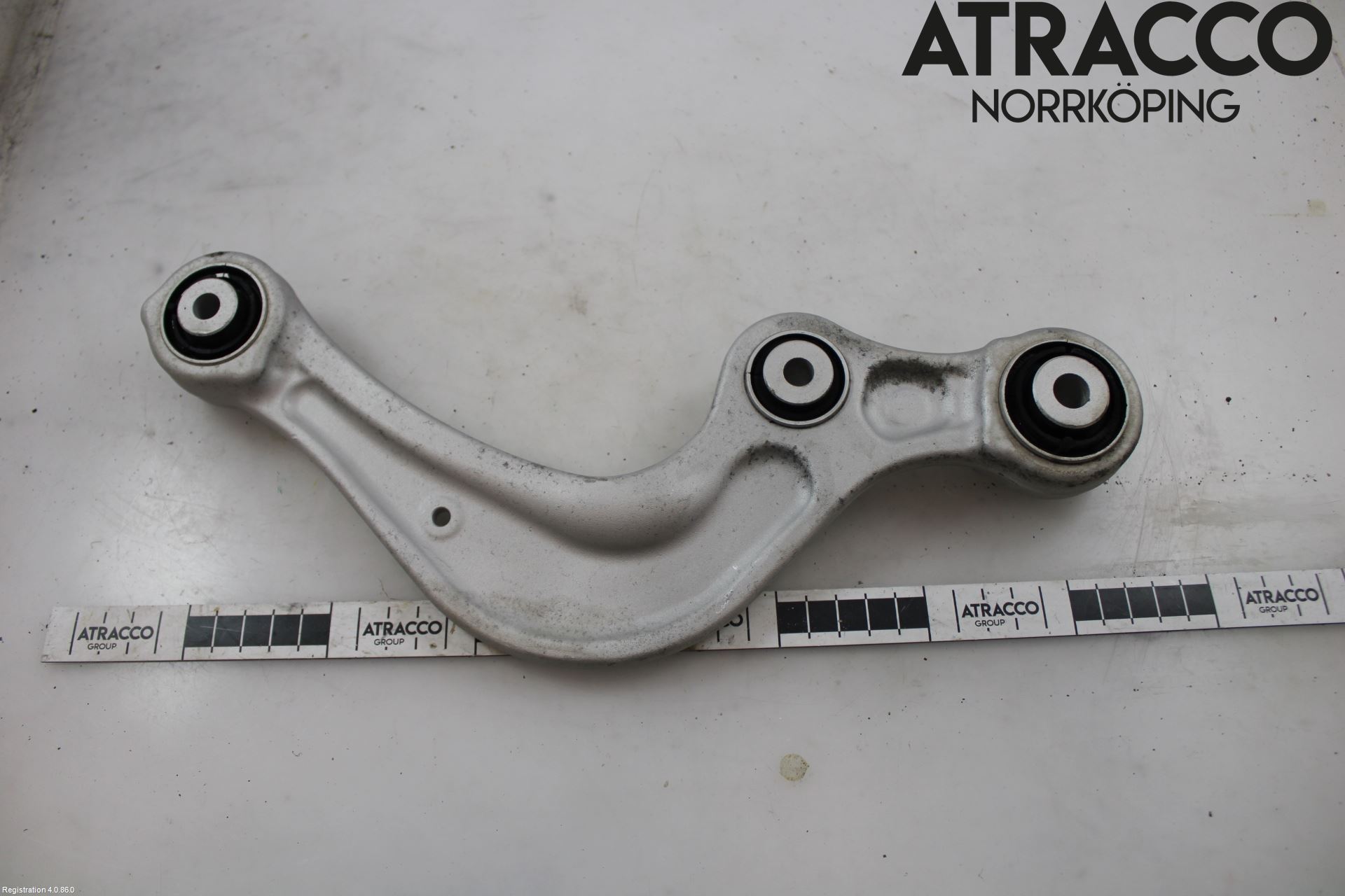 Audi A6 F2/C8 19- Bärarm Bak Övre Höger