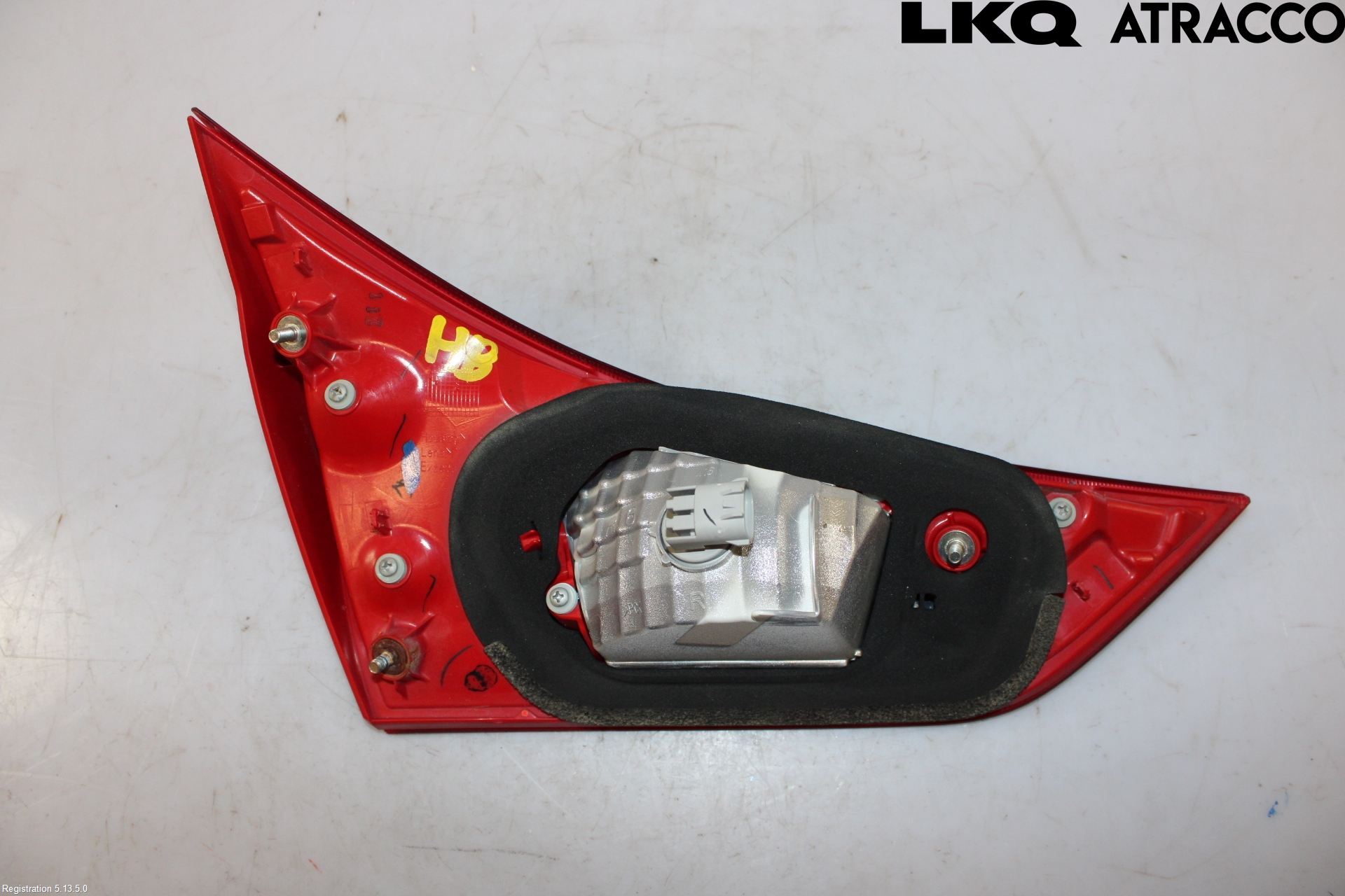Toyota AURIS 13-19 Bakljus Lucka Hö