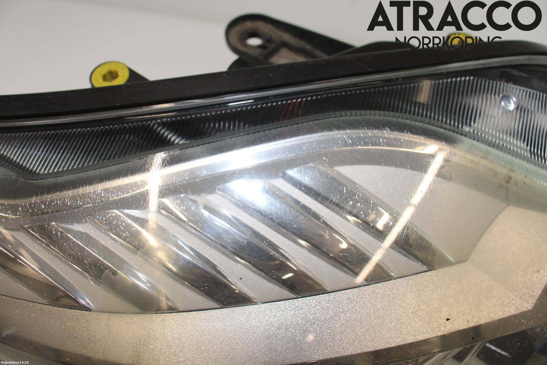 Ford KUGA 08-12 Strålkastare Höger