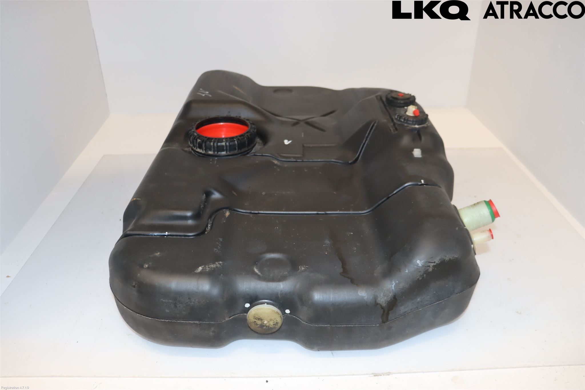 Hyundai GENESIS Bränsletank