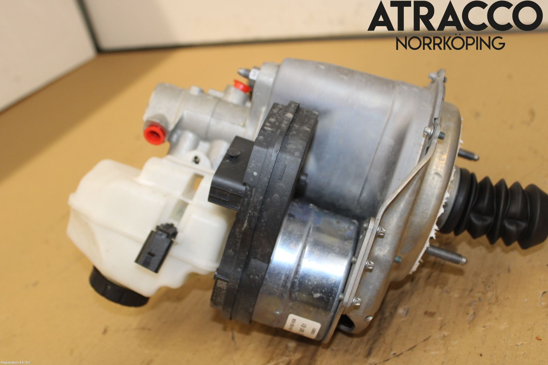 Audi A3/S3 8Y 21- Bromsservo