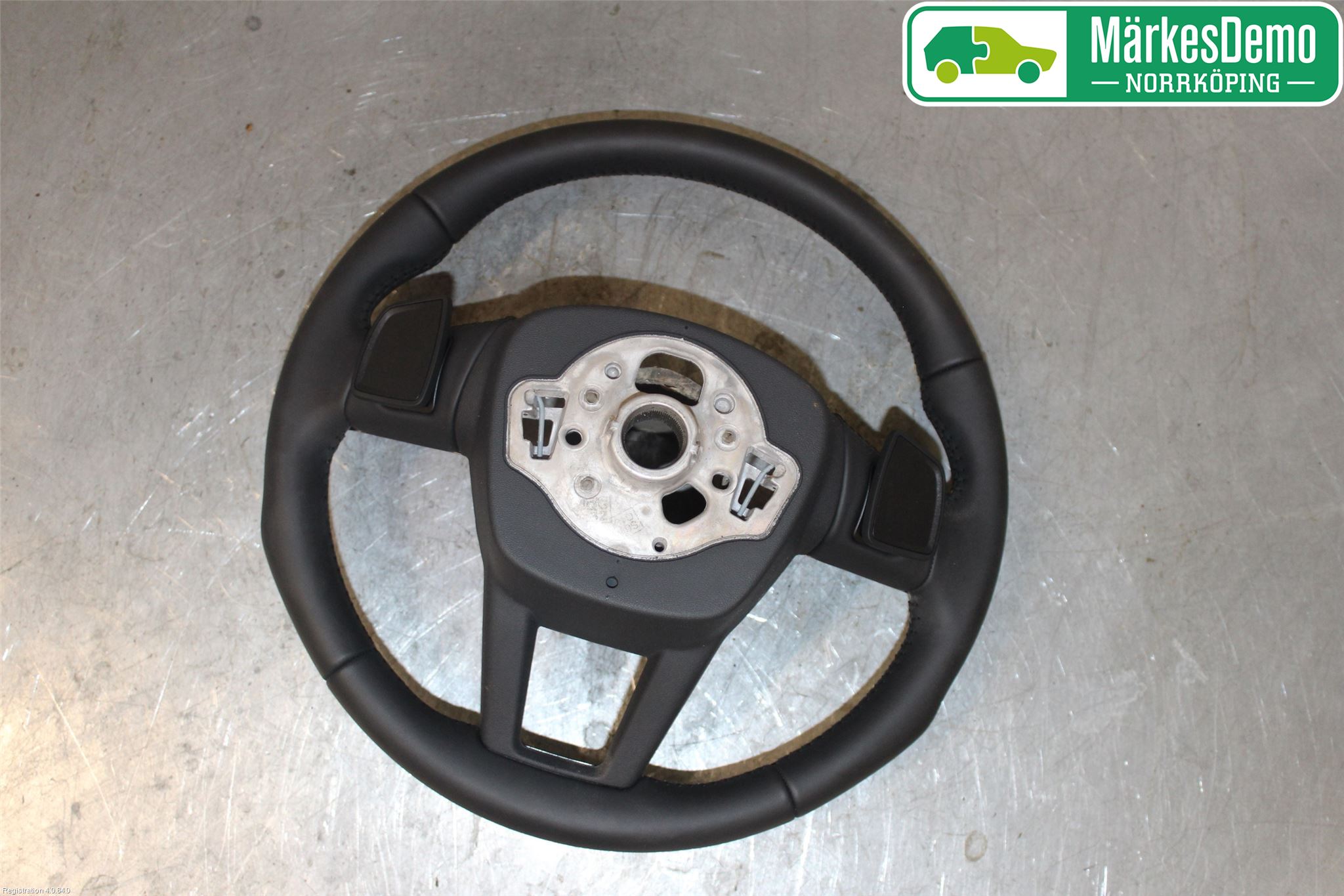 Audi A6 F2/C8 19- Ratt