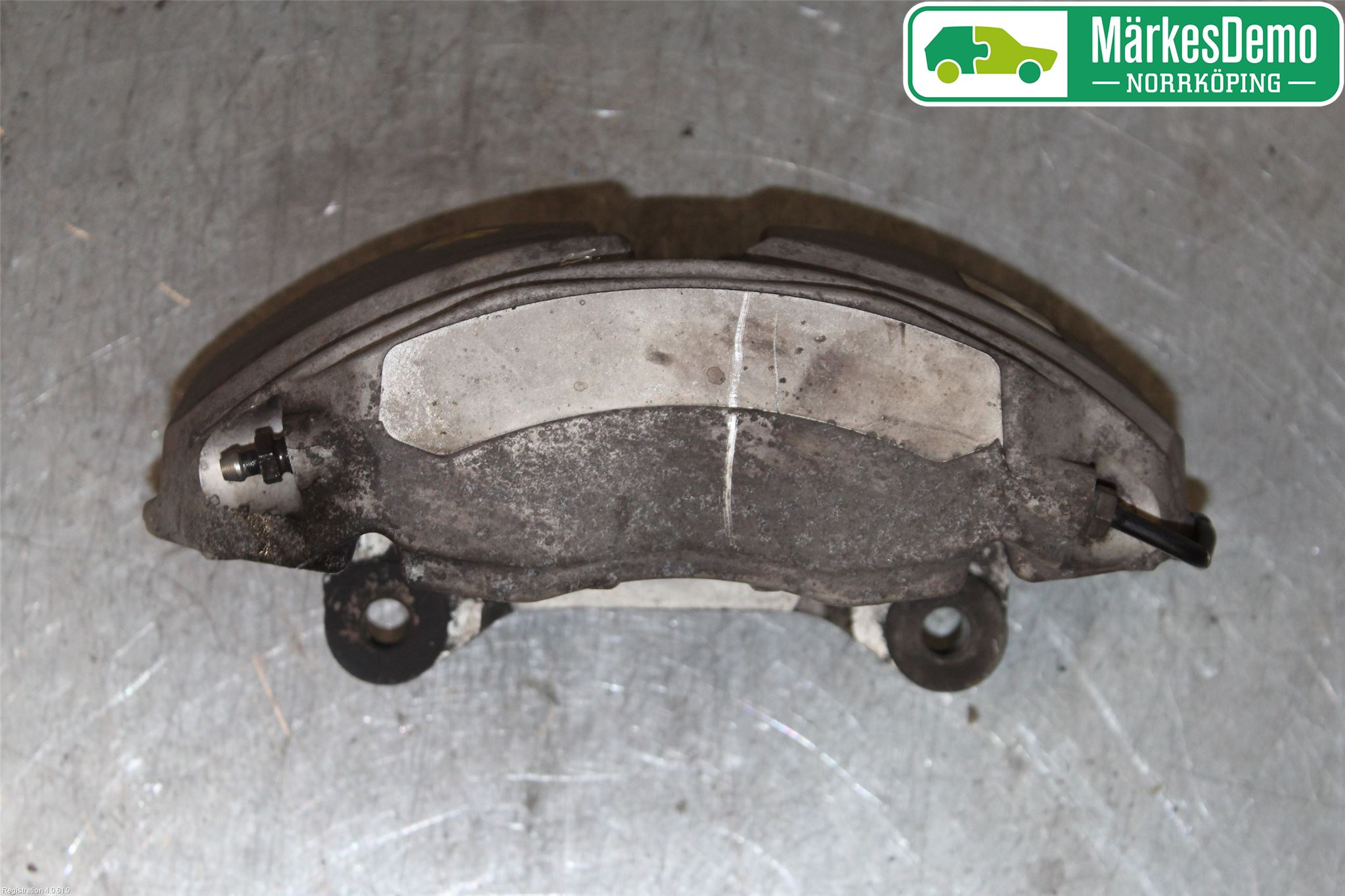 Audi A4/S4 B9 16-19 Bromsok Fram Vänster