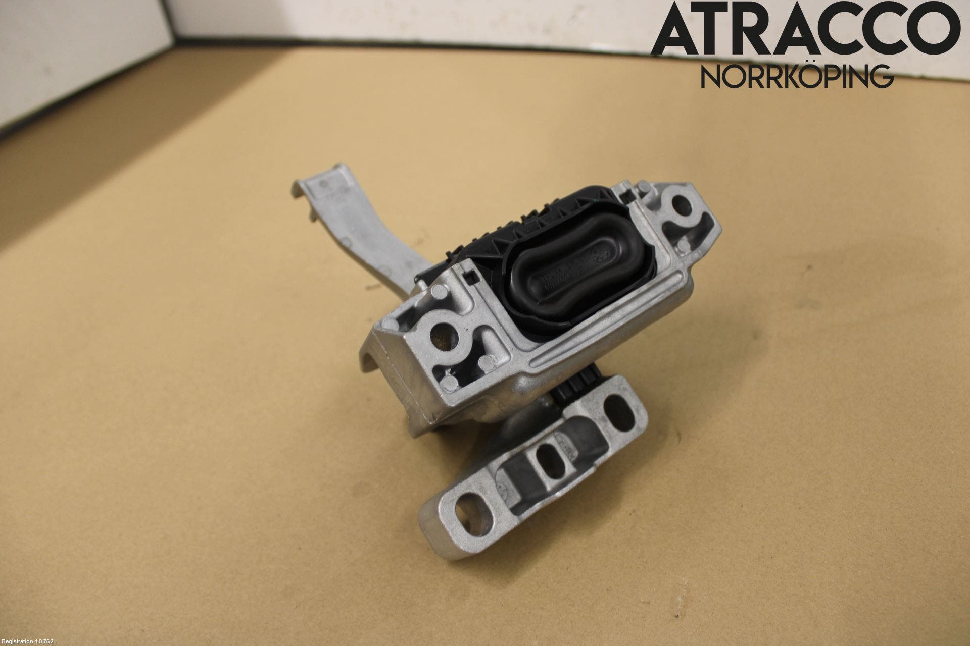 Skoda OCTAVIA (NX) 20- Motorfäste