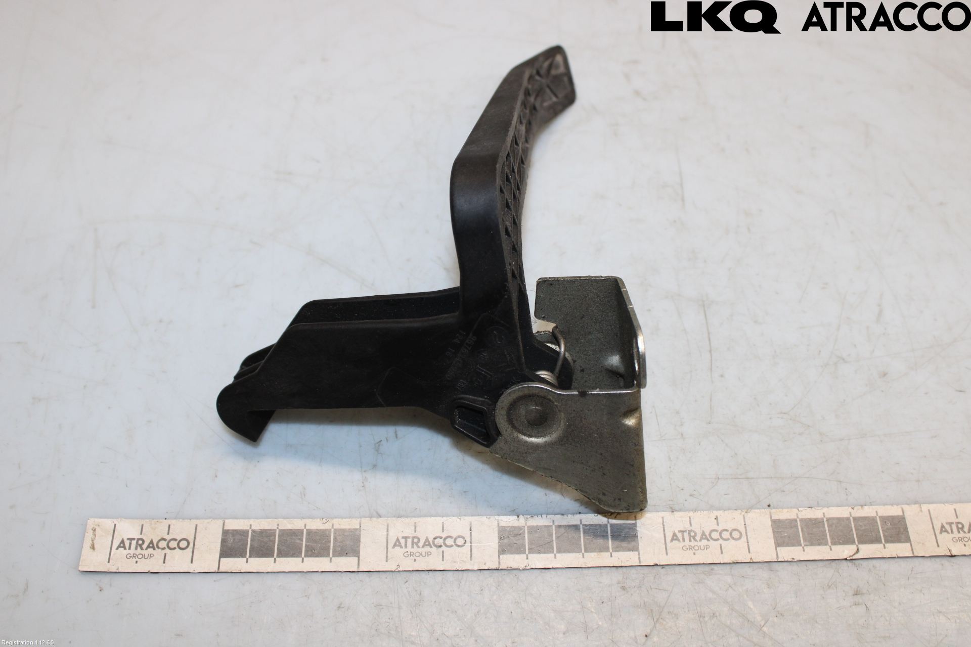 Citroen C4 GRAND PICASSO 14-18 Huv Spärr