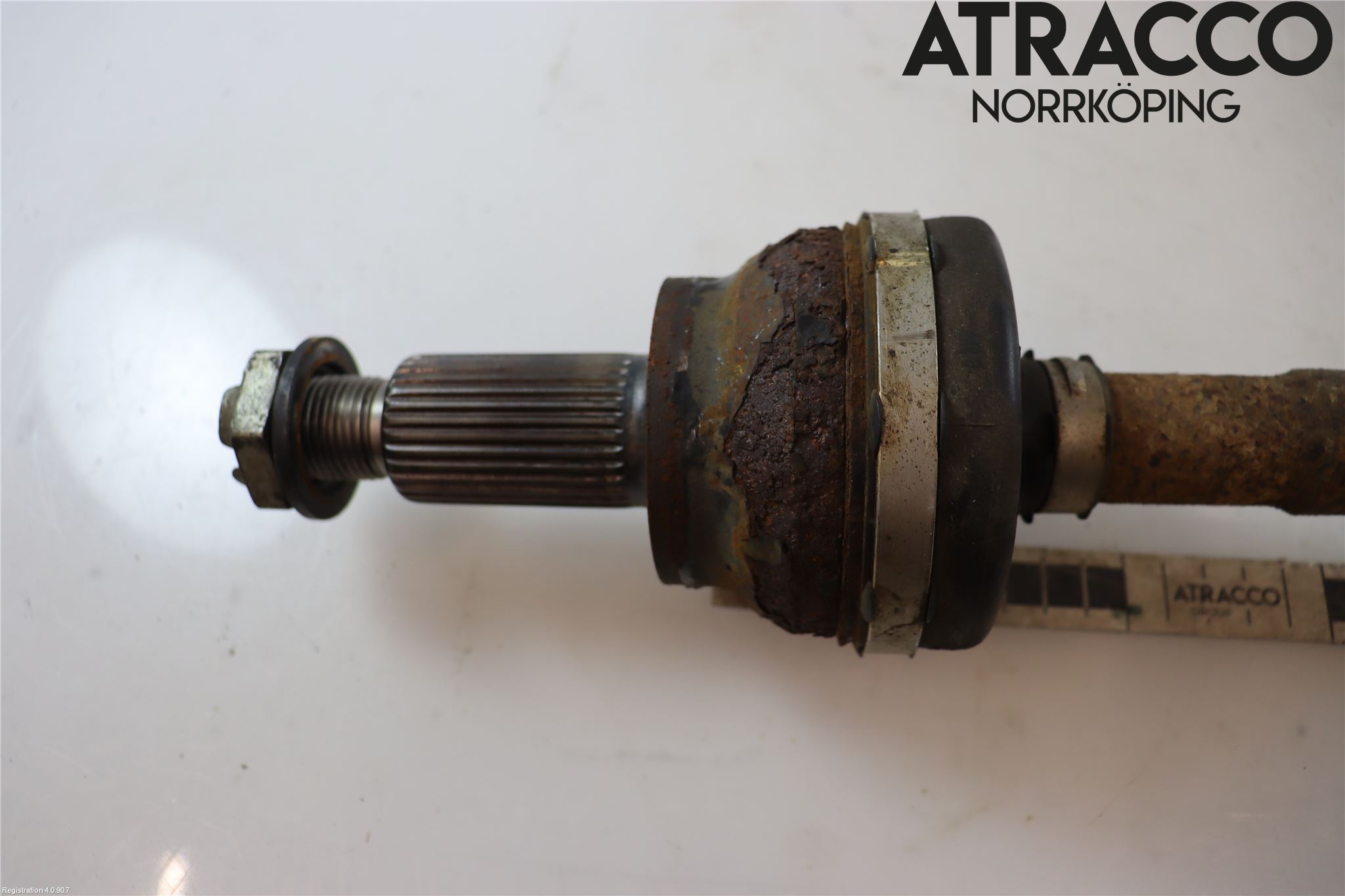 Jaguar F-PACE Drivaxel Bak Höger