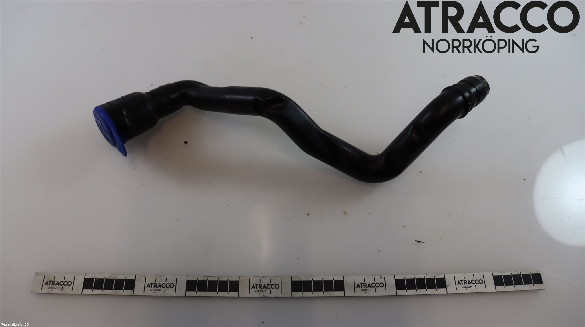 Volvo XC70 08-13 Spolartank Påfyllningsrör