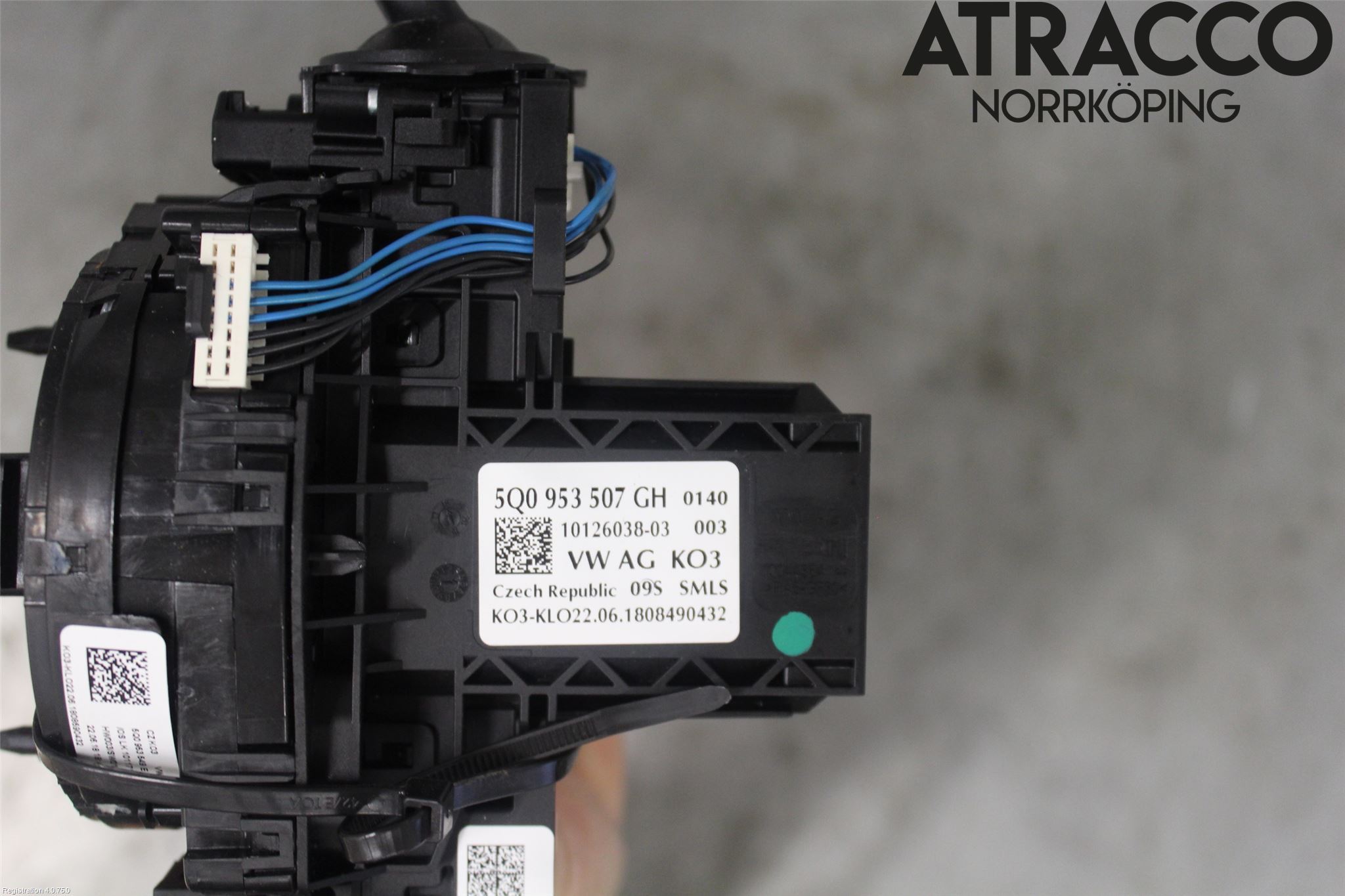 Volkswagen VW GOLF / E-GOLF VII 13-20 Spakcentral