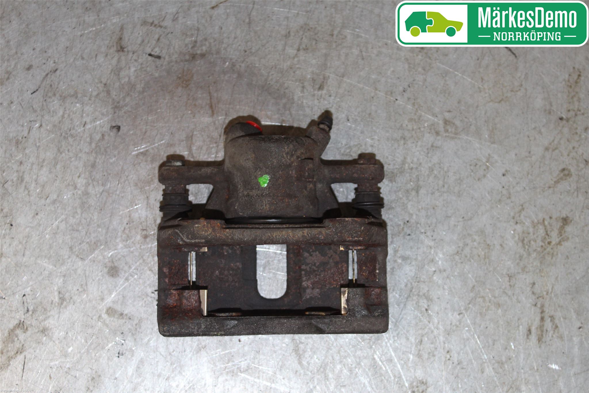 Renault CLIO III  06-09 Bromsok Fram Höger