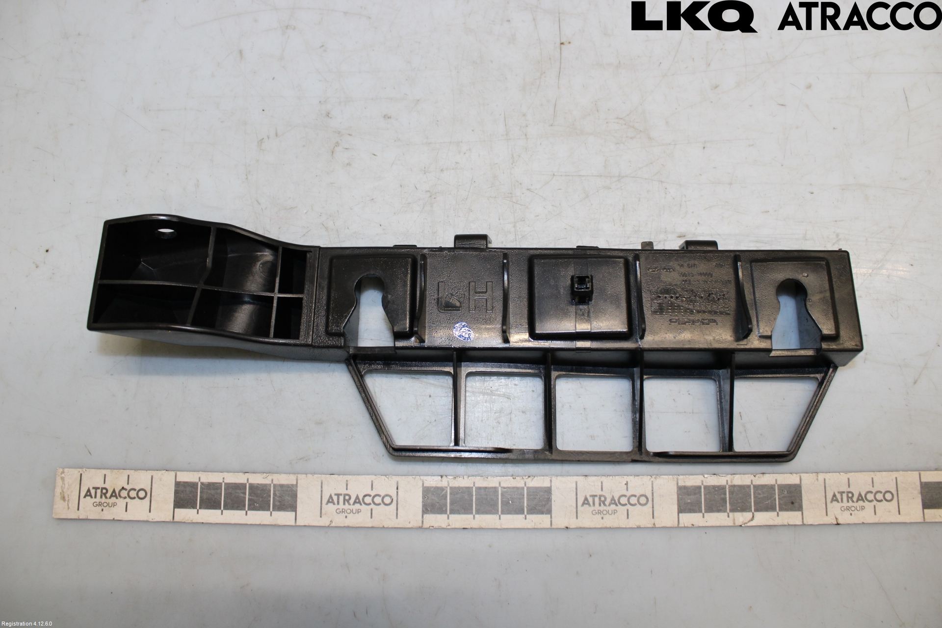 Kia VENGA 10-19 Stötfångarfäste Bak Vä