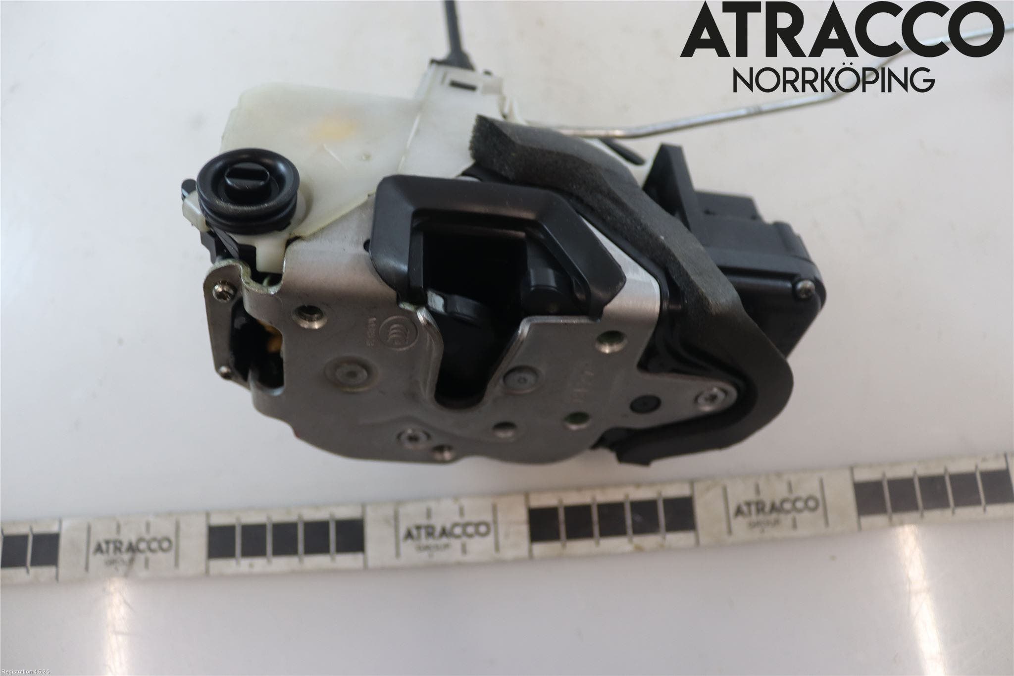 Opel ASTRA J 10-15 Låskista-Dörrlås