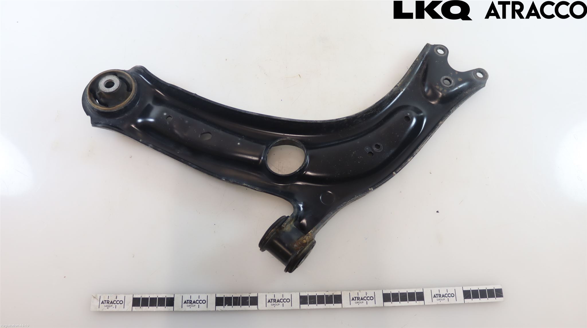 Volkswagen VW PASSAT 15-19 Bärarm Fram Undre Hö