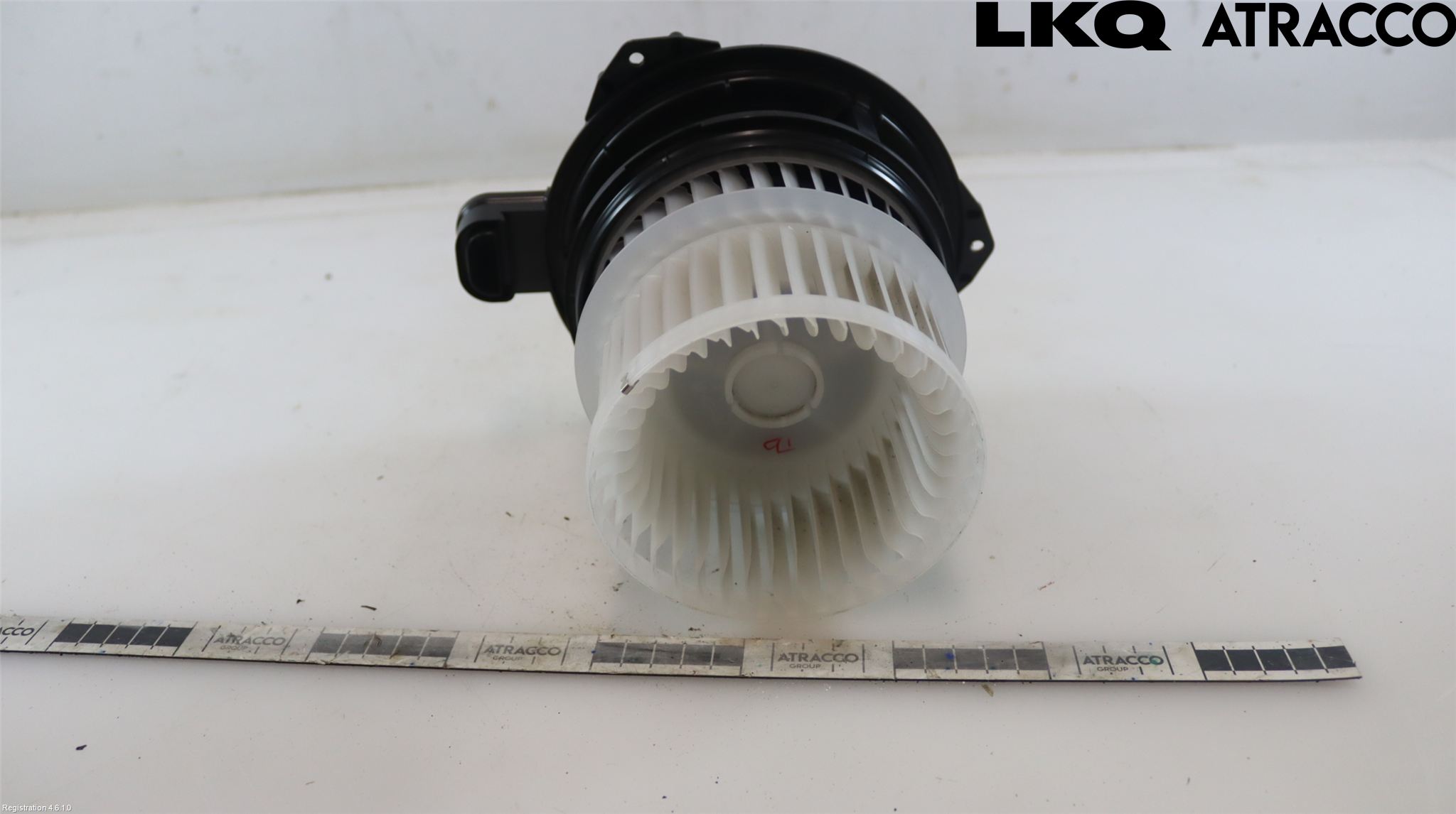 Toyota COROLLA 19- Värmefläkt