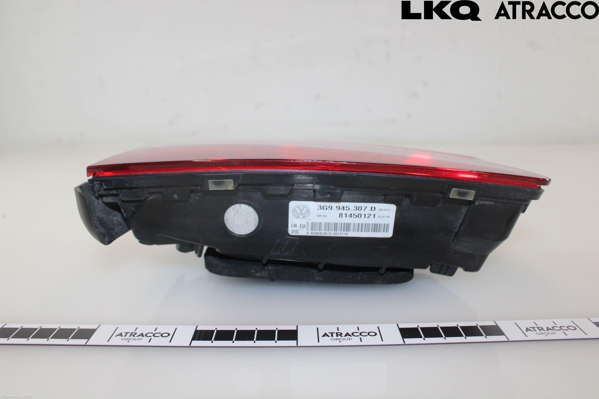 Volkswagen VW PASSAT 15-19 Bakljus Lucka Vä