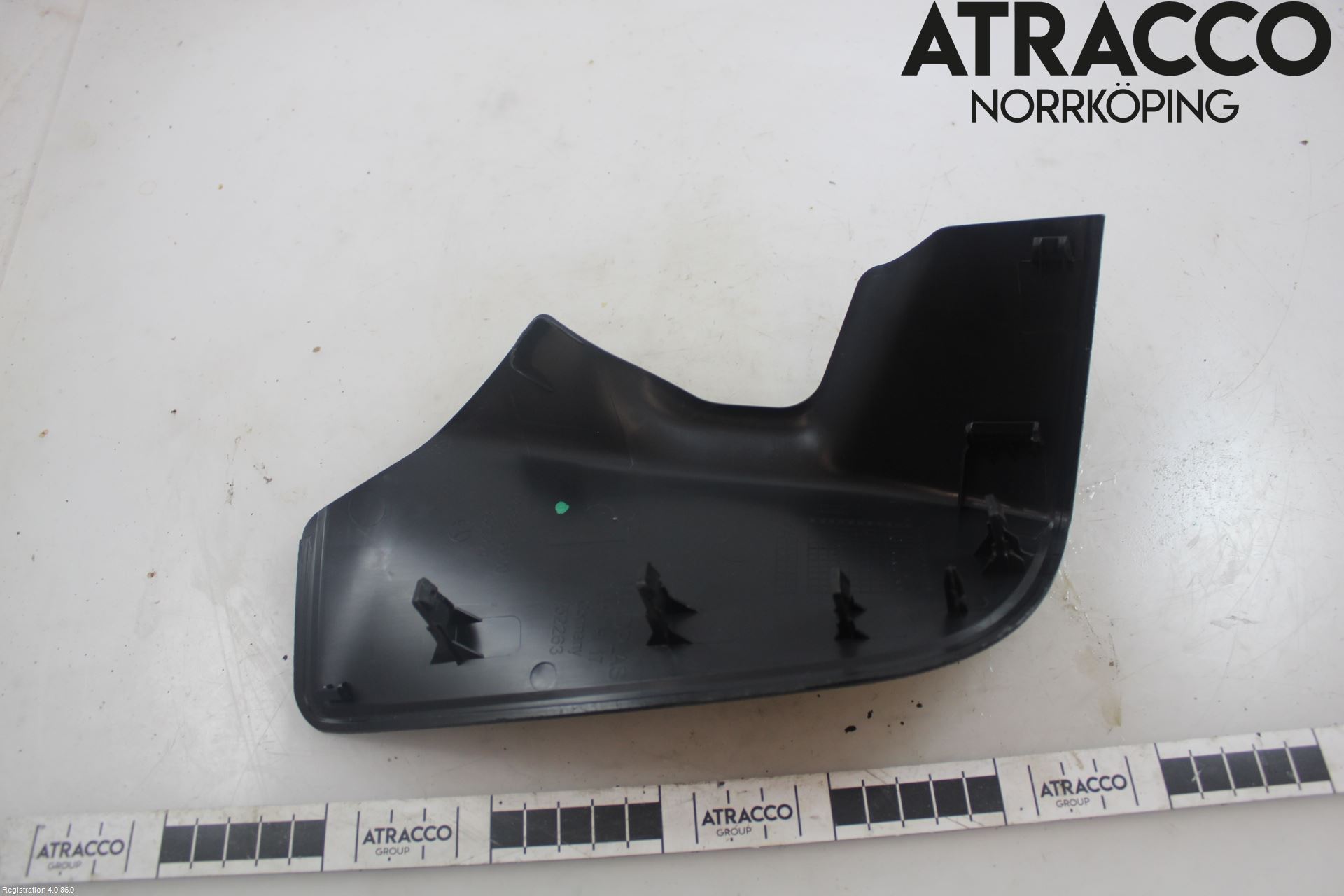 Mercedes-Benz MB EQC (N293) 20- Inr Plastd A-B-C Stolpe