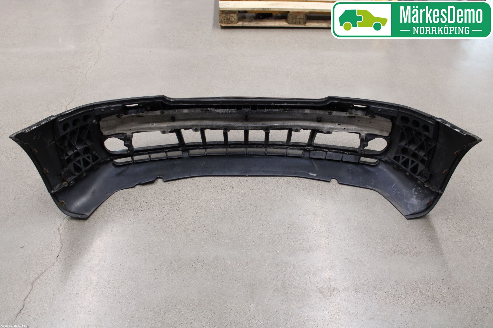 Audi A4/S4 99B-00 Stötfångarbeklädnad Fram