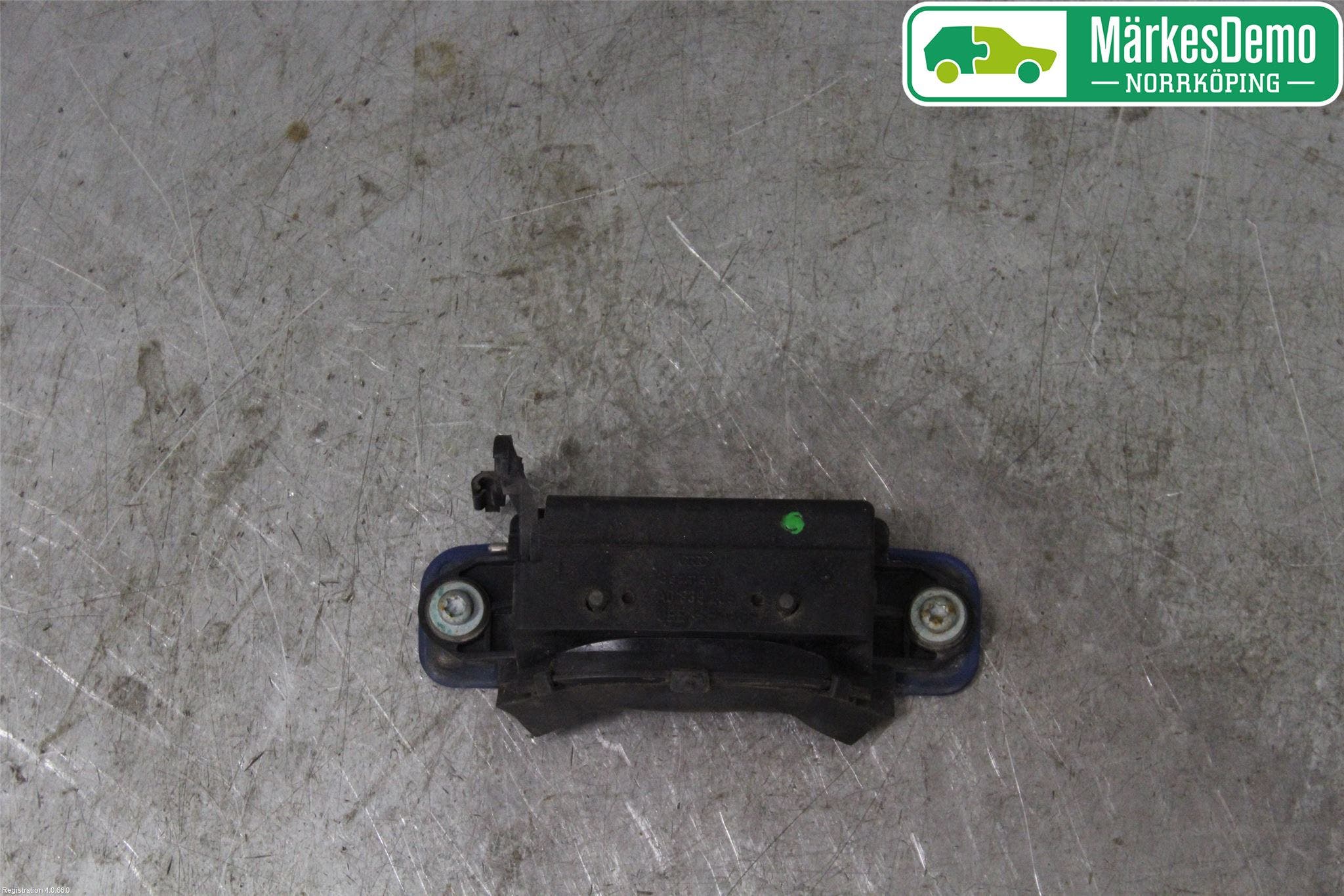 Audi A4/S4 99B-00 Dörrhandtag Yttre Vä