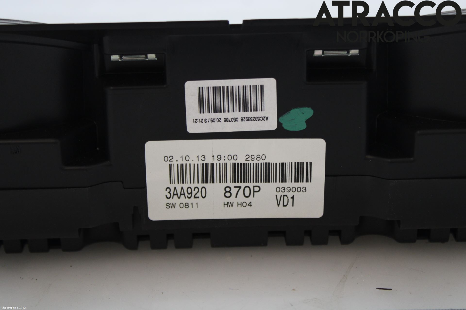 Volkswagen VW PASSAT 11-14 Instrument Komb
