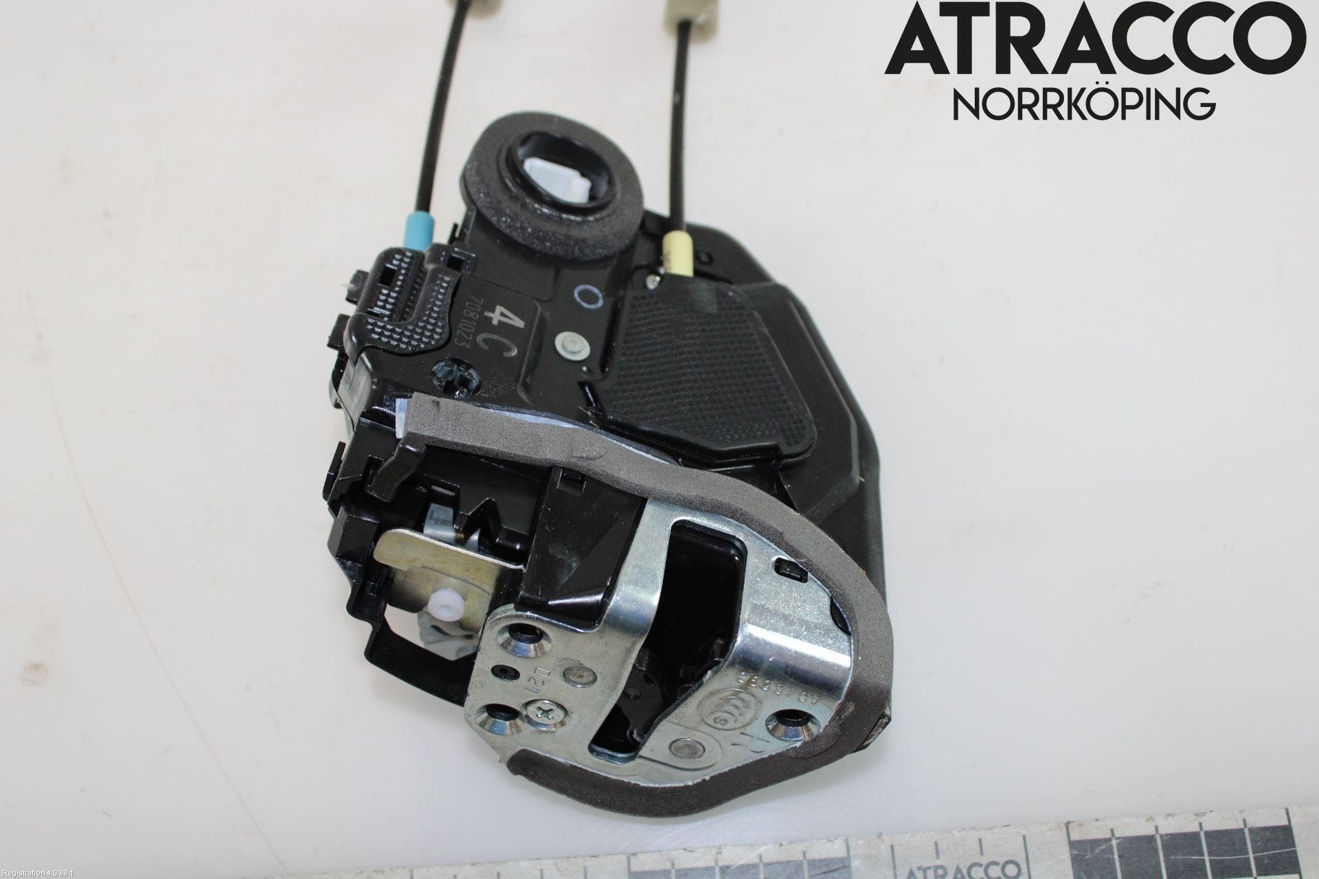 Toyota RAV4 13-18 Låskista-Dörrlås