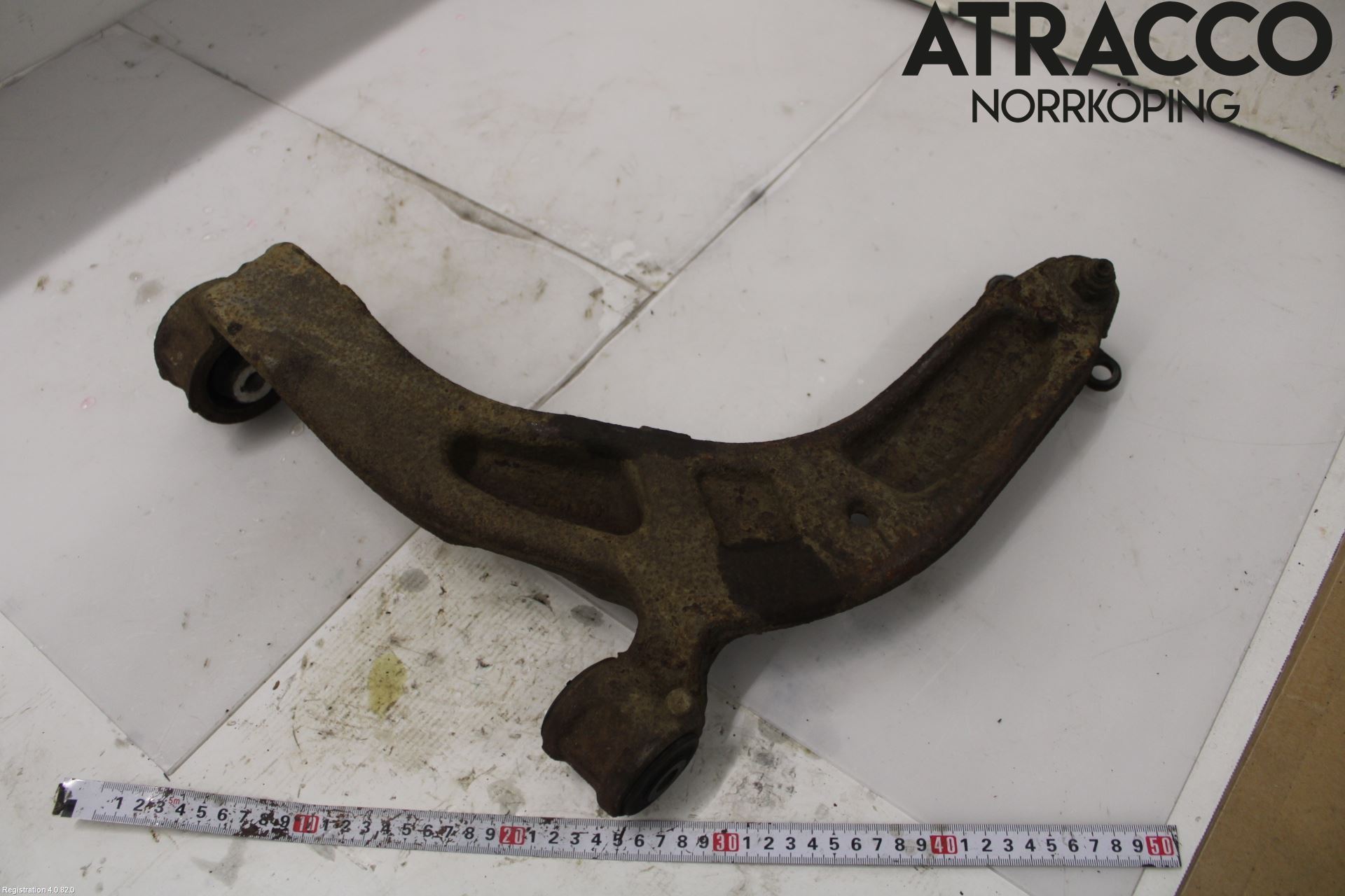 Volkswagen VW TRANSP/CARAVELLE (T6) 16-22 Bärarm Fram Undre Hö