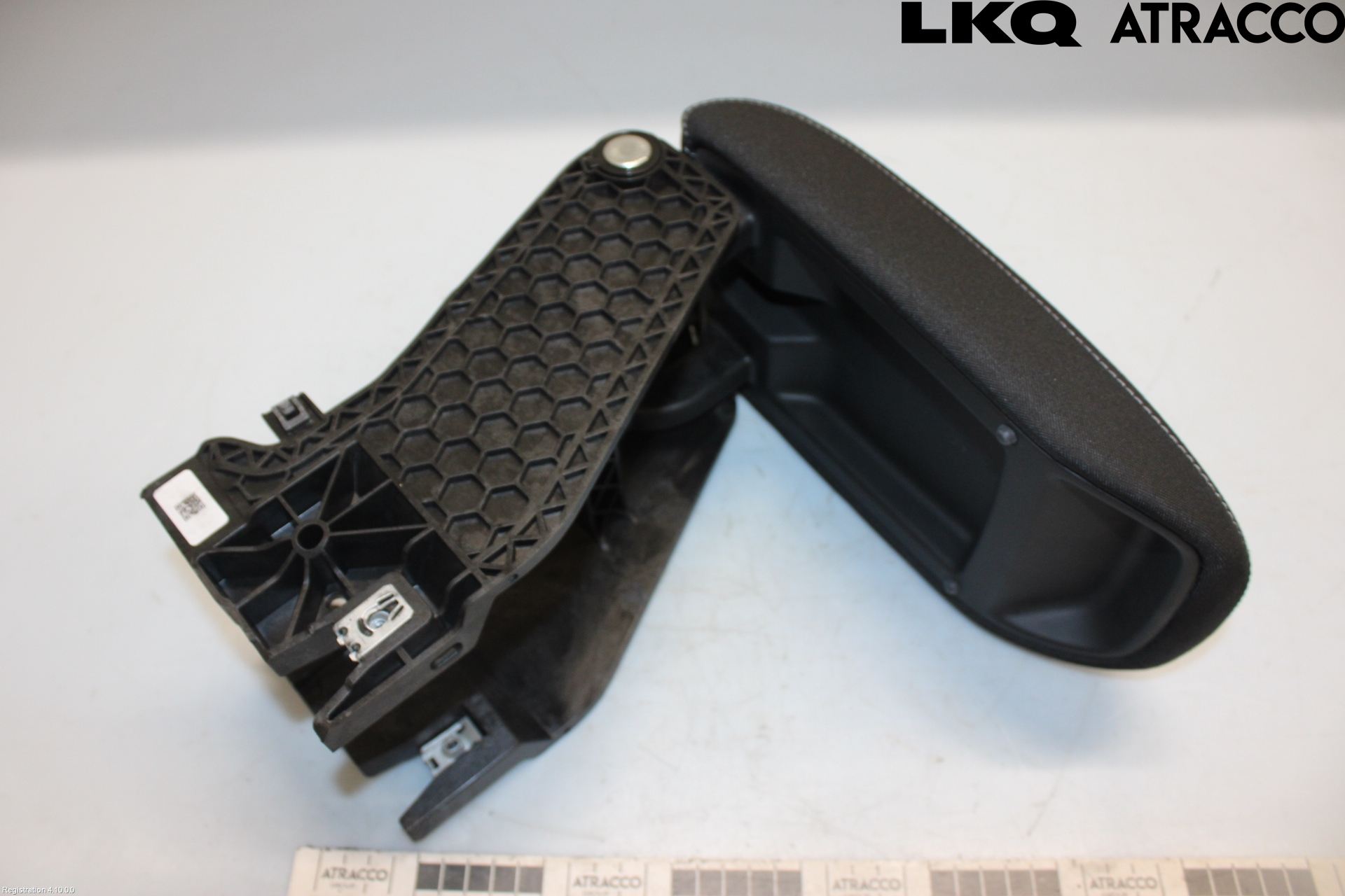 Skoda FABIA 22- Inredning Armstöd