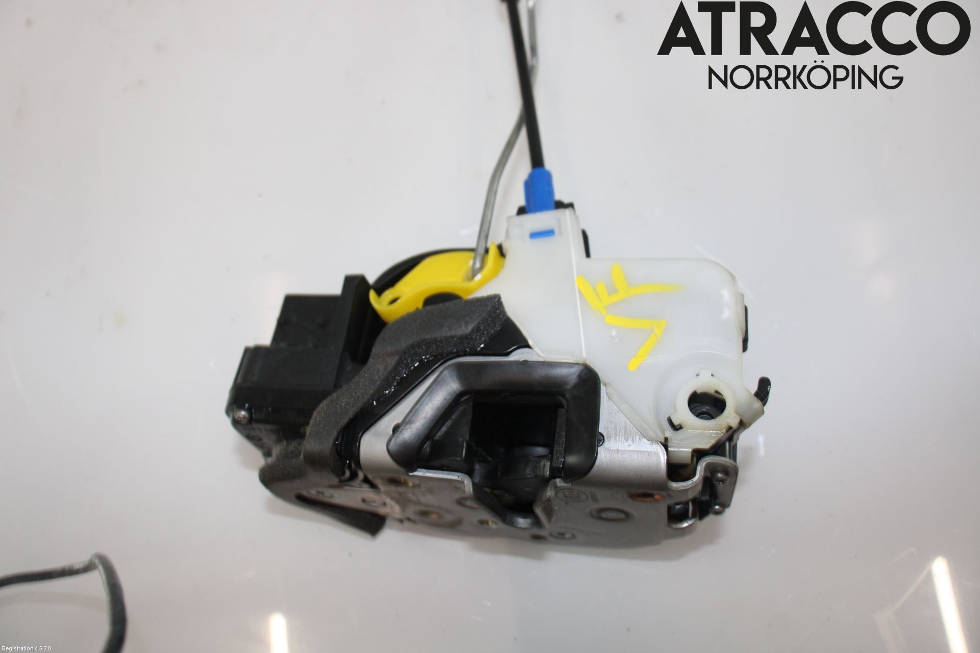 Opel ASTRA J 10-15 Låskista-Dörrlås