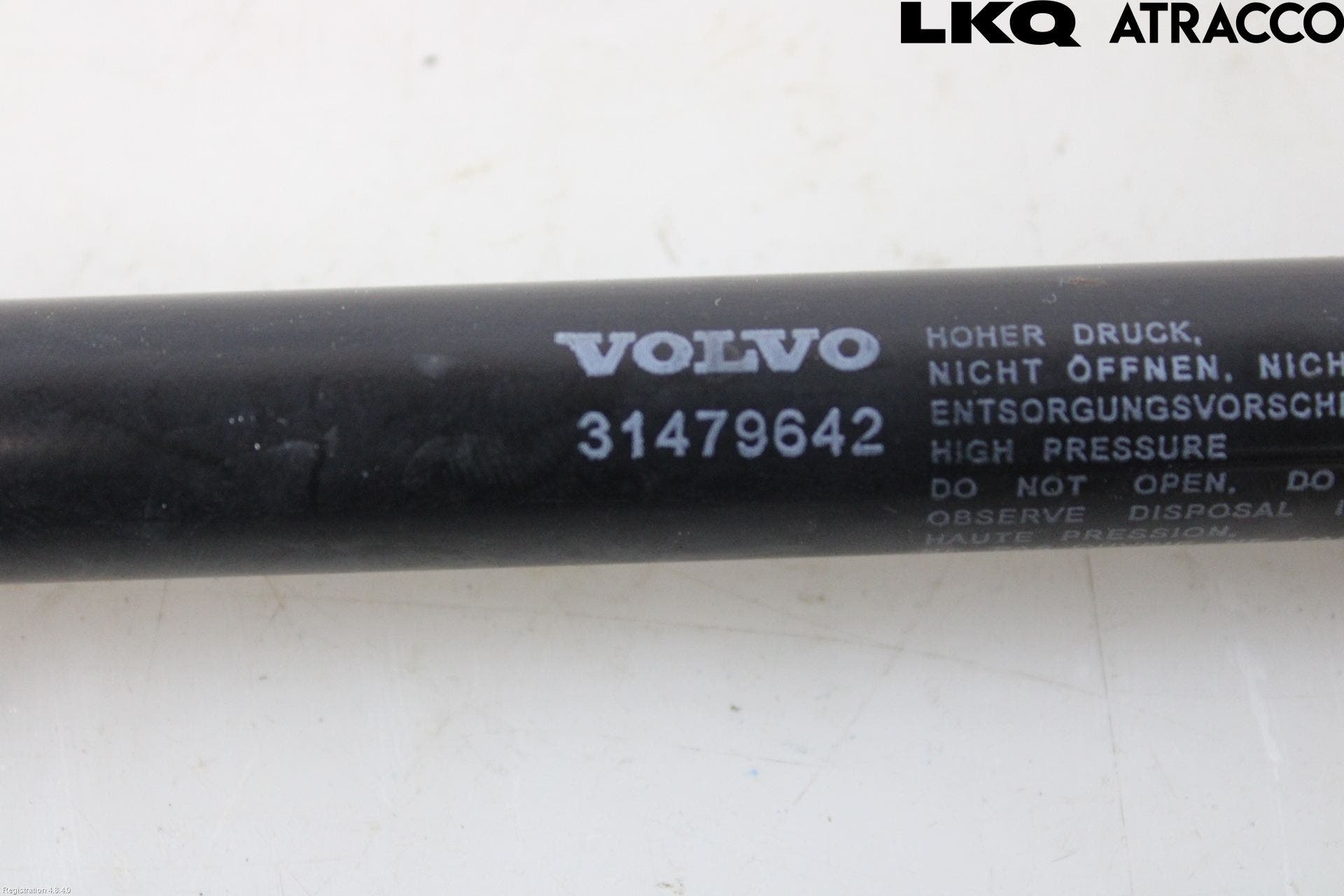 Volvo V90 17->> Gasfjäder Motorhuv