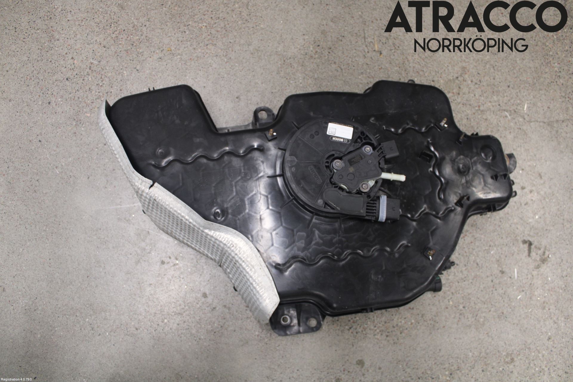 Audi Q3 8U 12-18 Adblue Tank