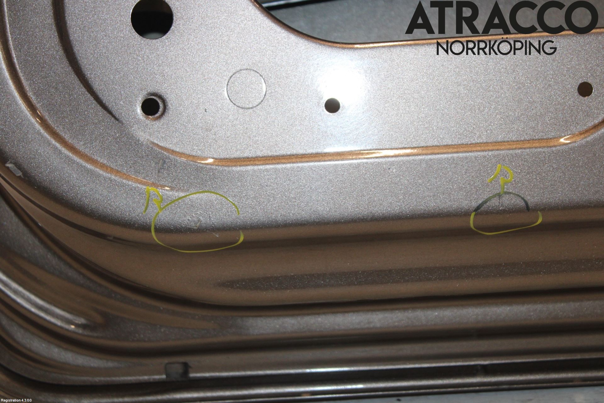 Ford FOCUS     04-07 Dörr 2D Vänster