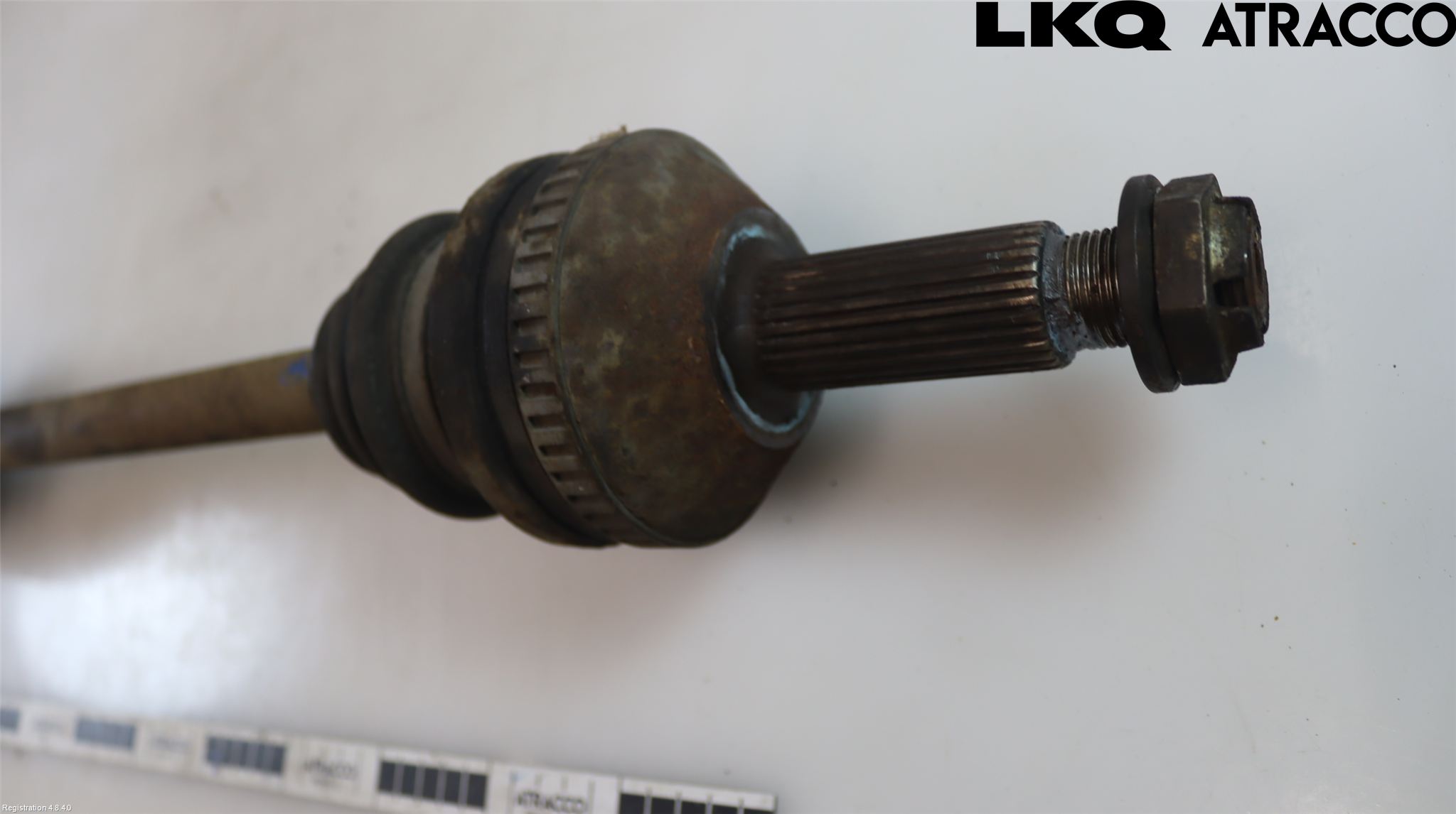 Jaguar XJ X350        03-09 Drivaxel Bak Vänster