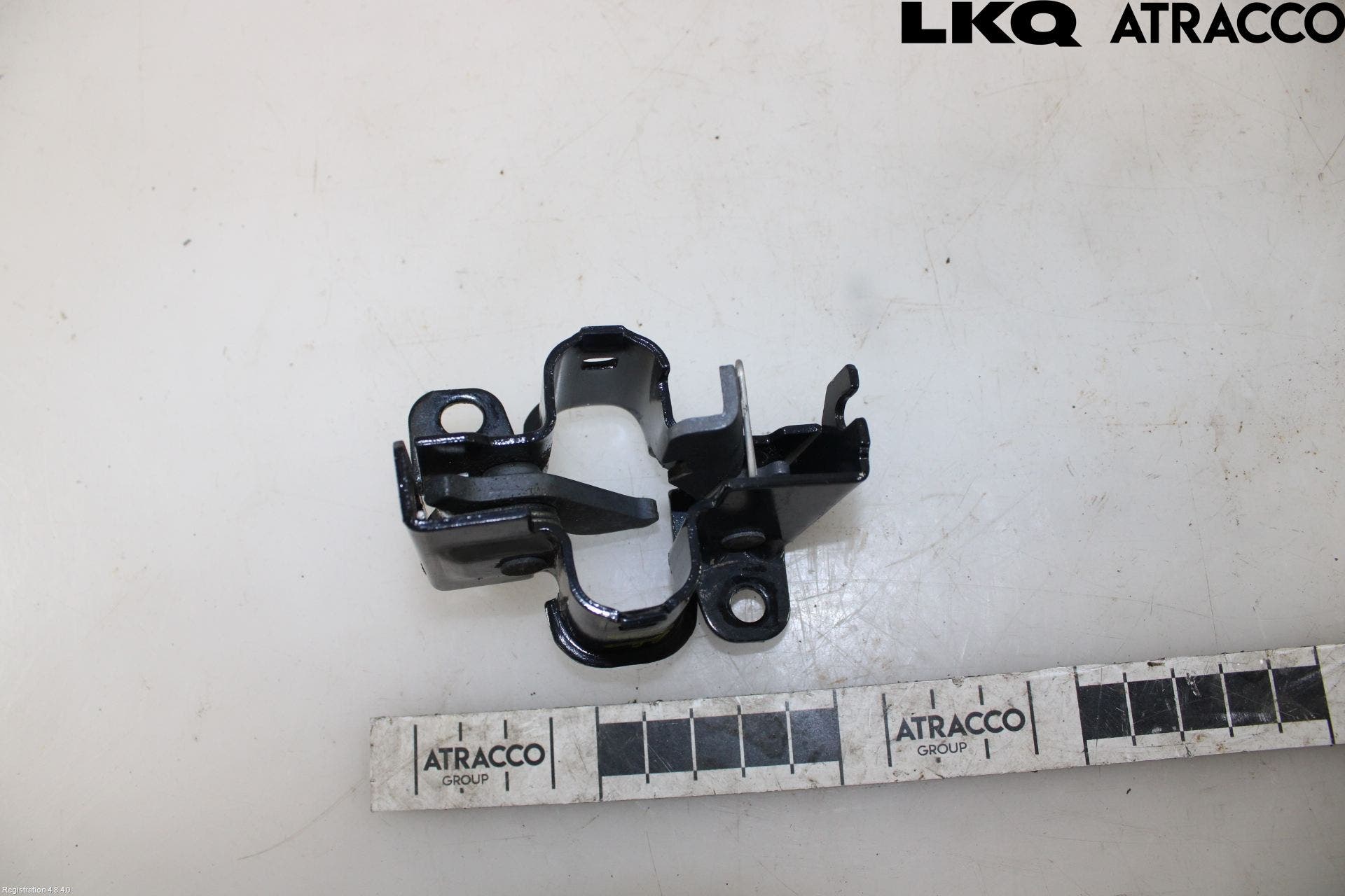 Mercedes-Benz MB CLS (C219) 03-11 Huvlås