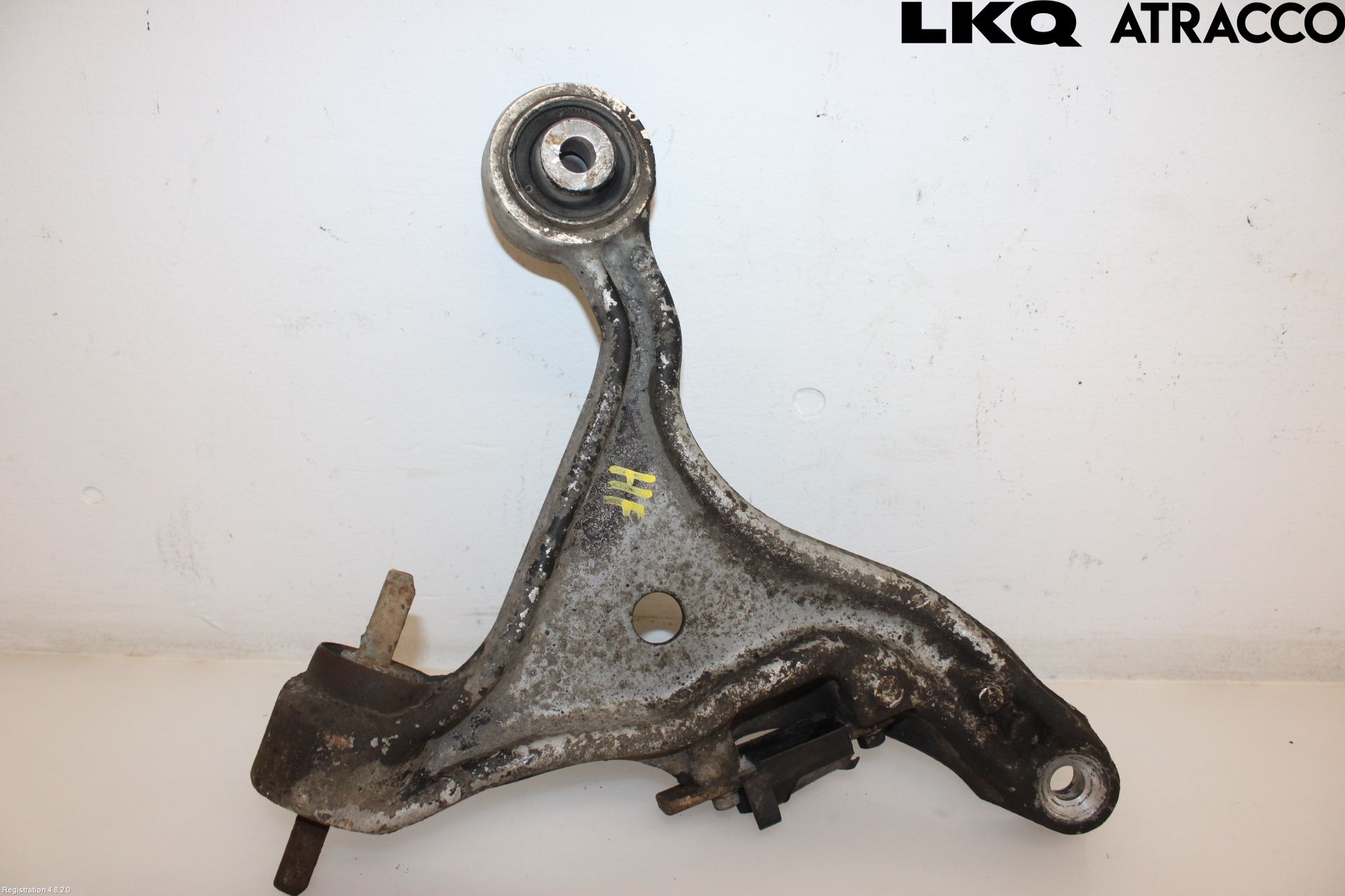 Volvo V70 05-08 Bärarm Fram Undre Hö