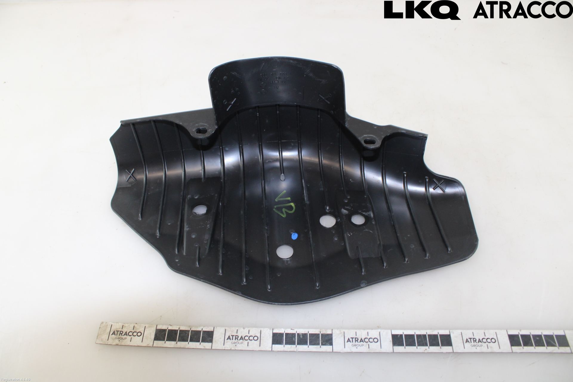 Volkswagen VW PASSAT 24- Stänkskydd