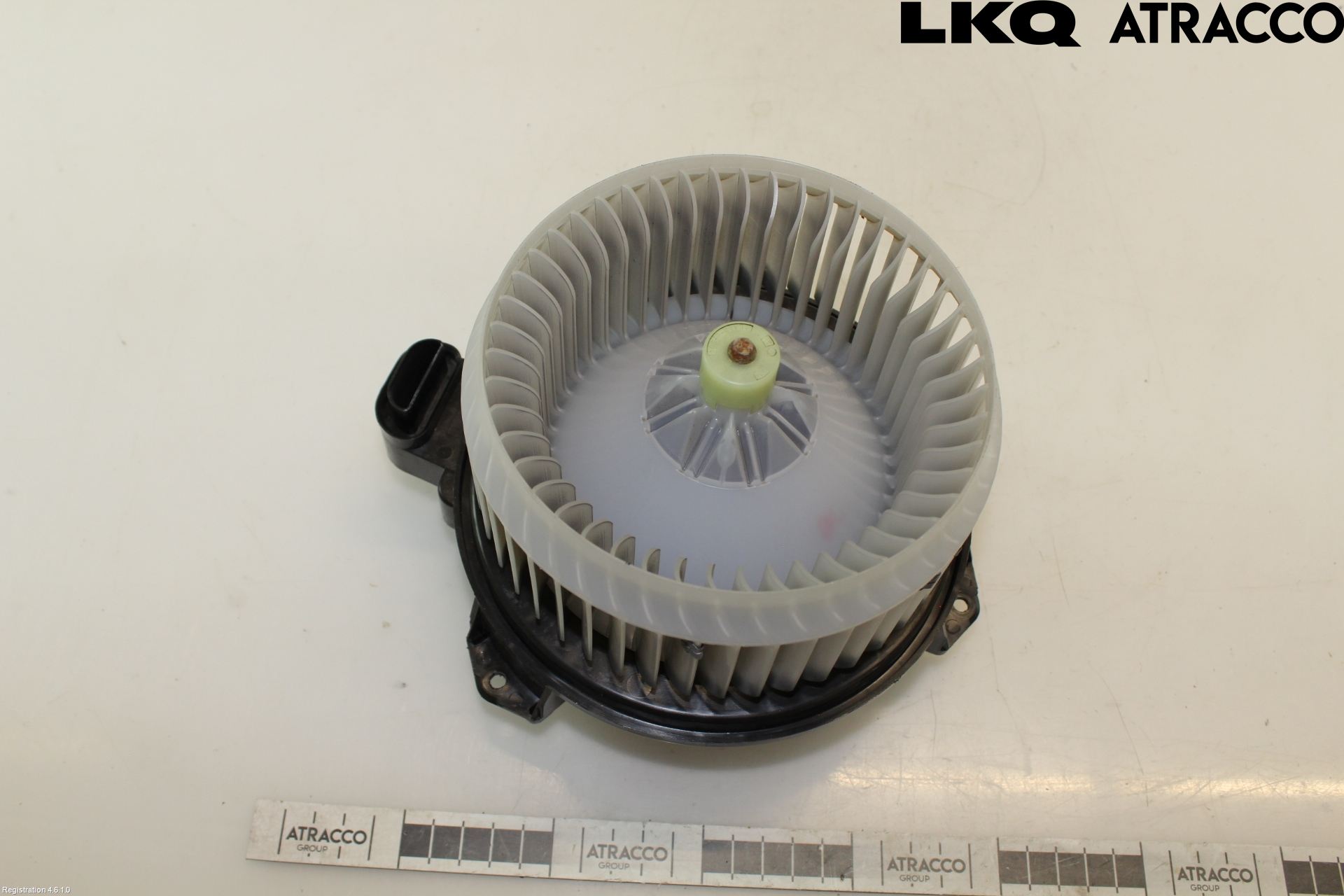Toyota AURIS 13-19 Värmefläkt
