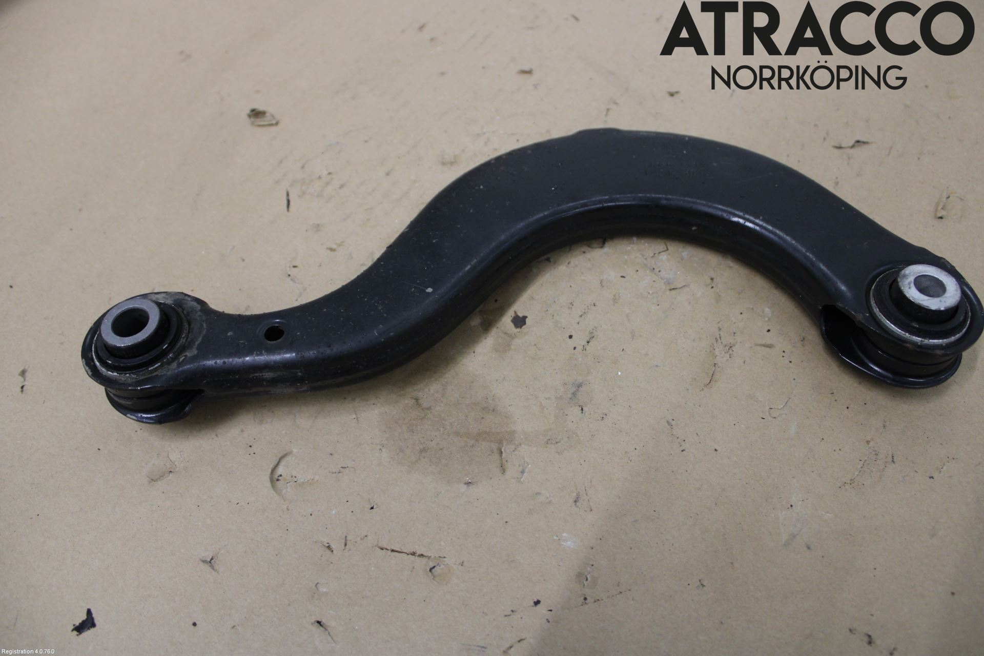 Audi Q2/SQ2 17- Bärarm Bak Övre Höger