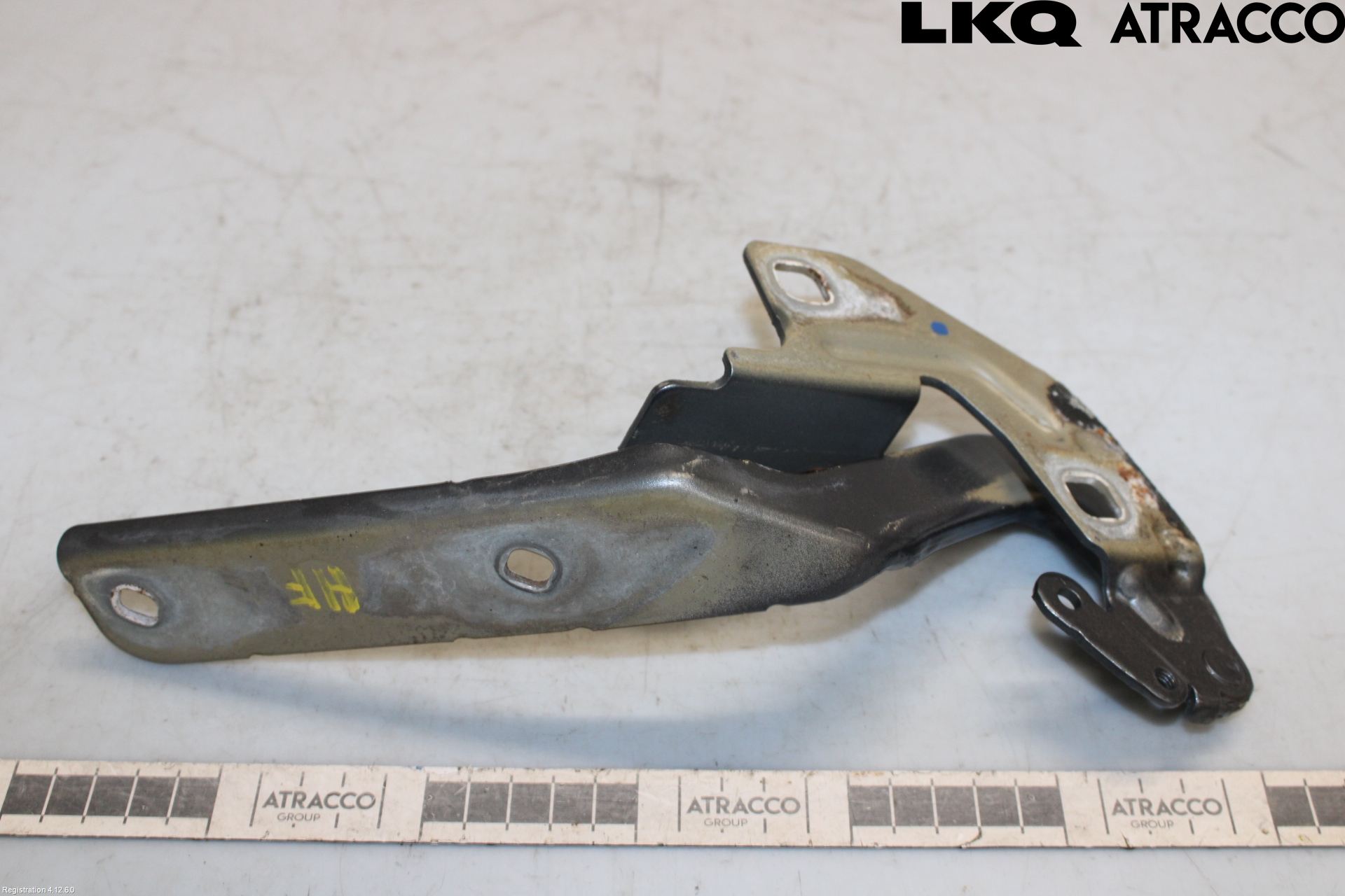 Citroen C4 GRAND PICASSO 07-13 Huvgångjärn