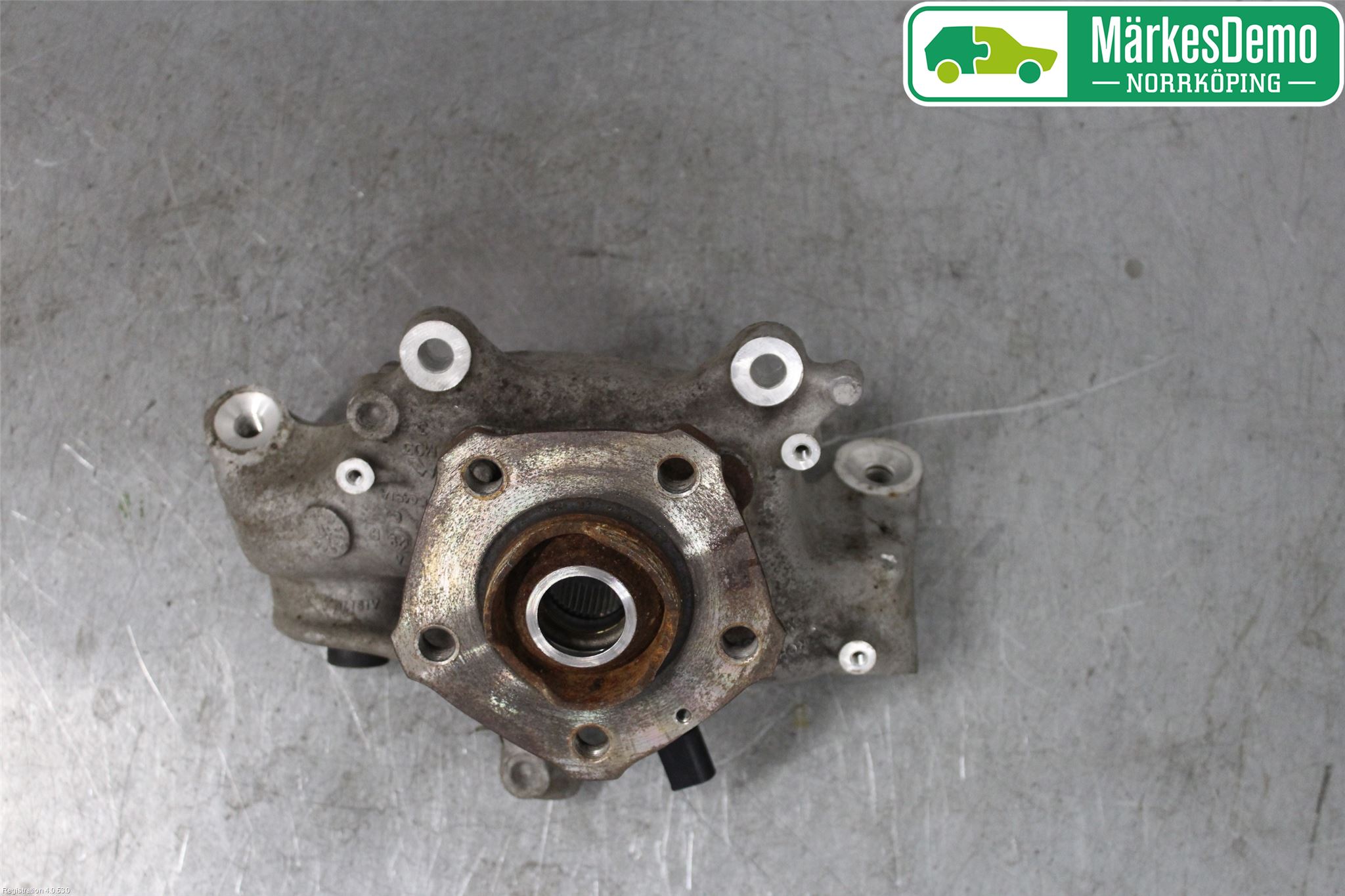 Audi A4/S4 B9 16-19 Hjullagerhus-Spindel Vä B