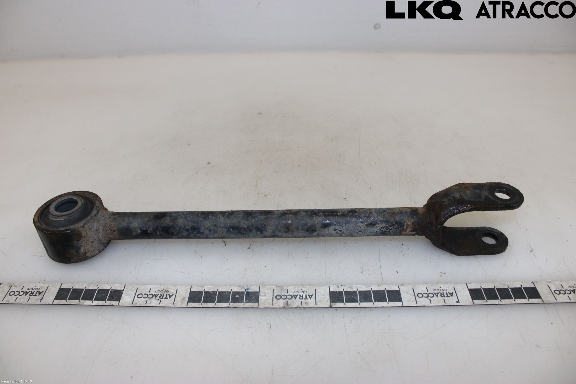 Nissan SKYLINE Momentstag Bak