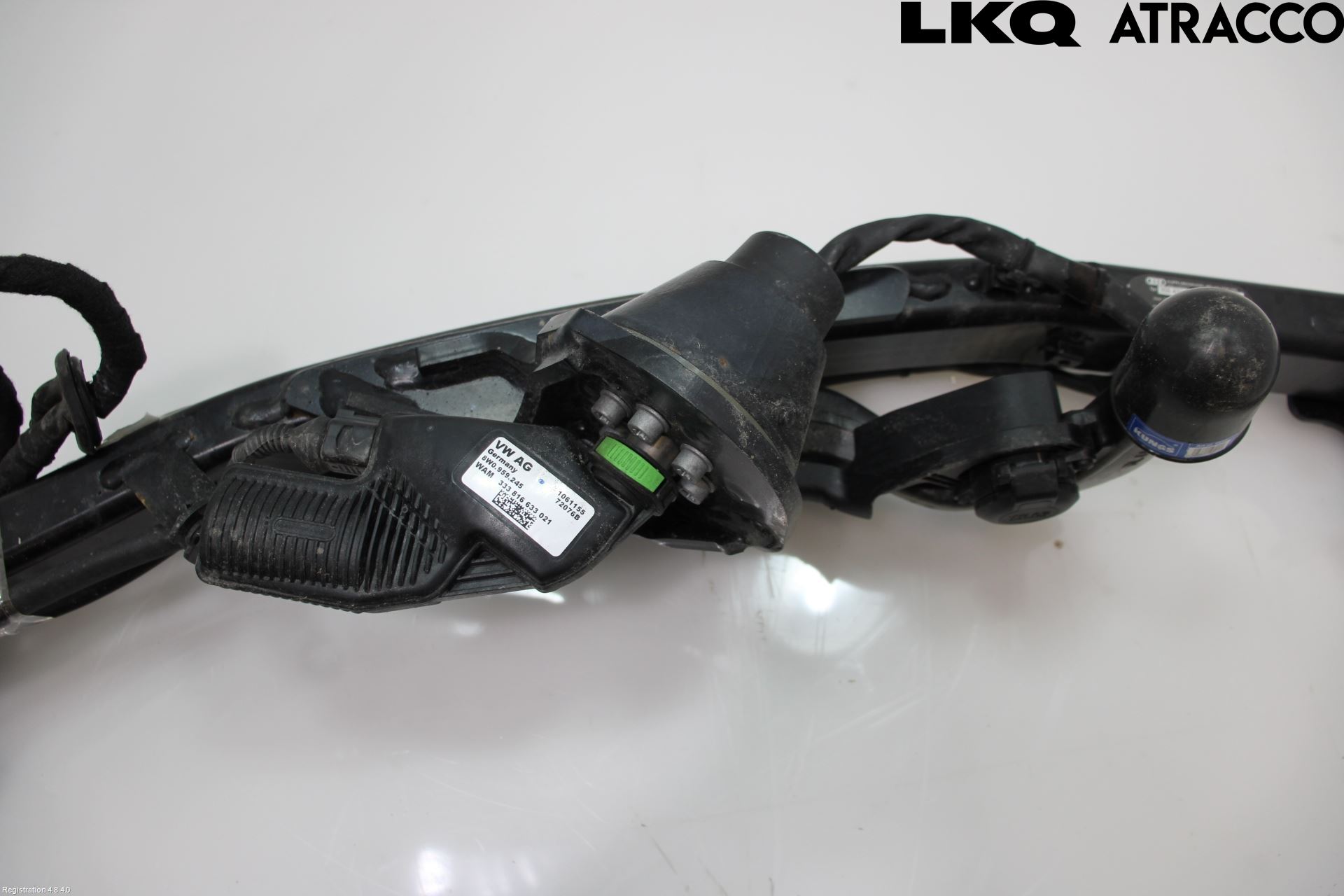 Audi A4/S4 B9 20- Dragkrok