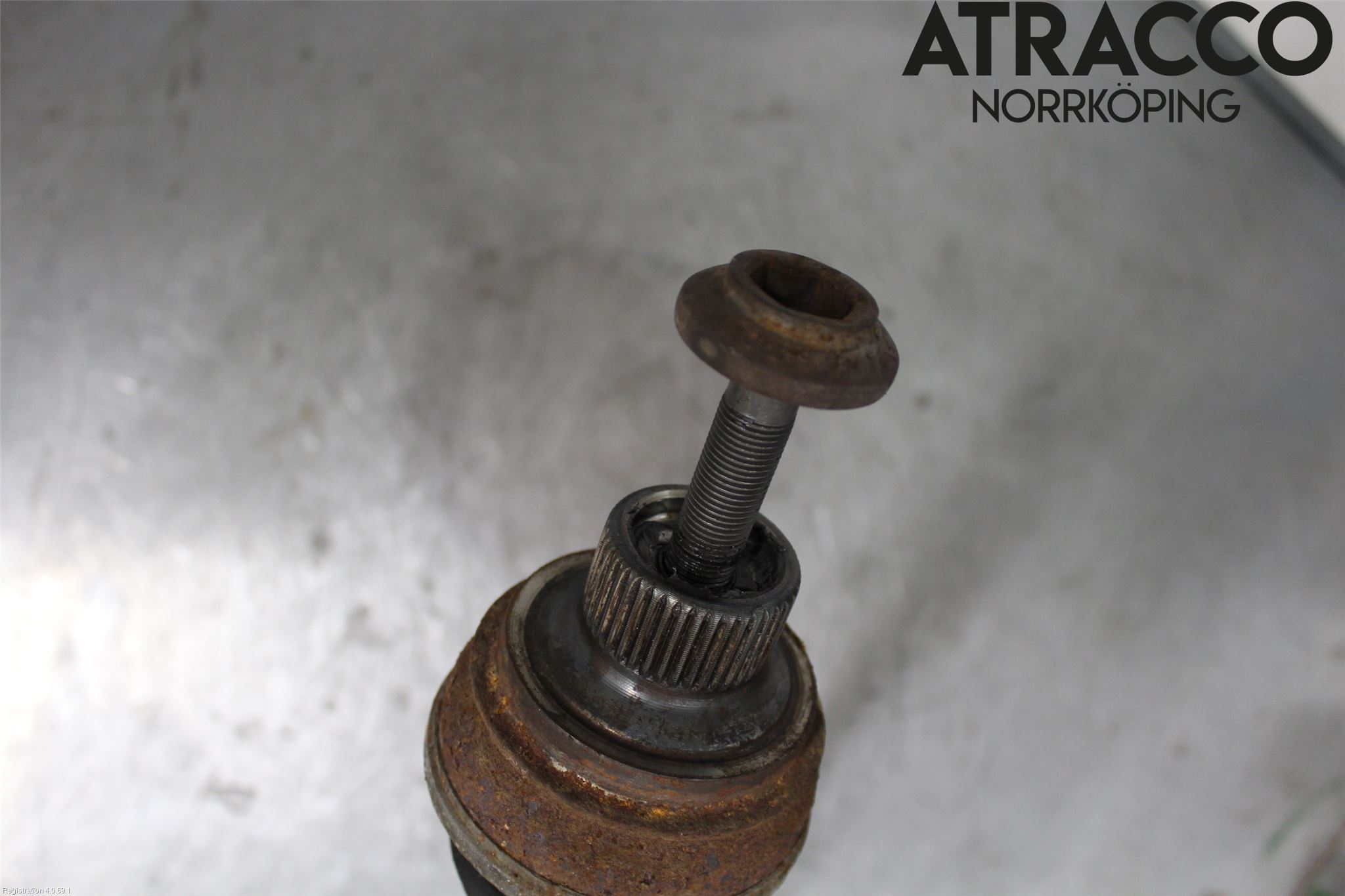 Audi A6 ALLROAD 12-18 Drivaxel Bak Vänster