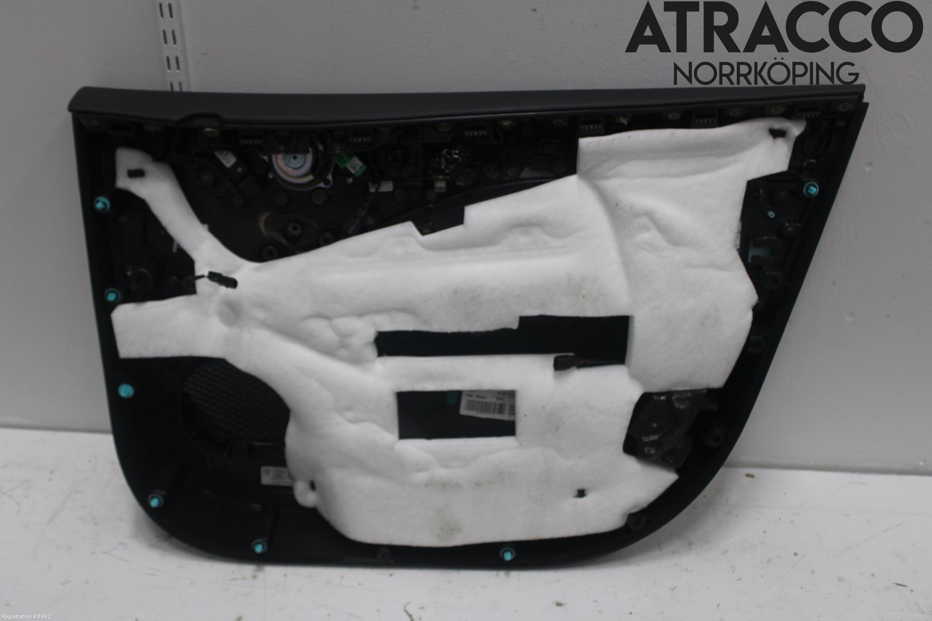 Jaguar I-PACE 18- Dörrklädsel Vä