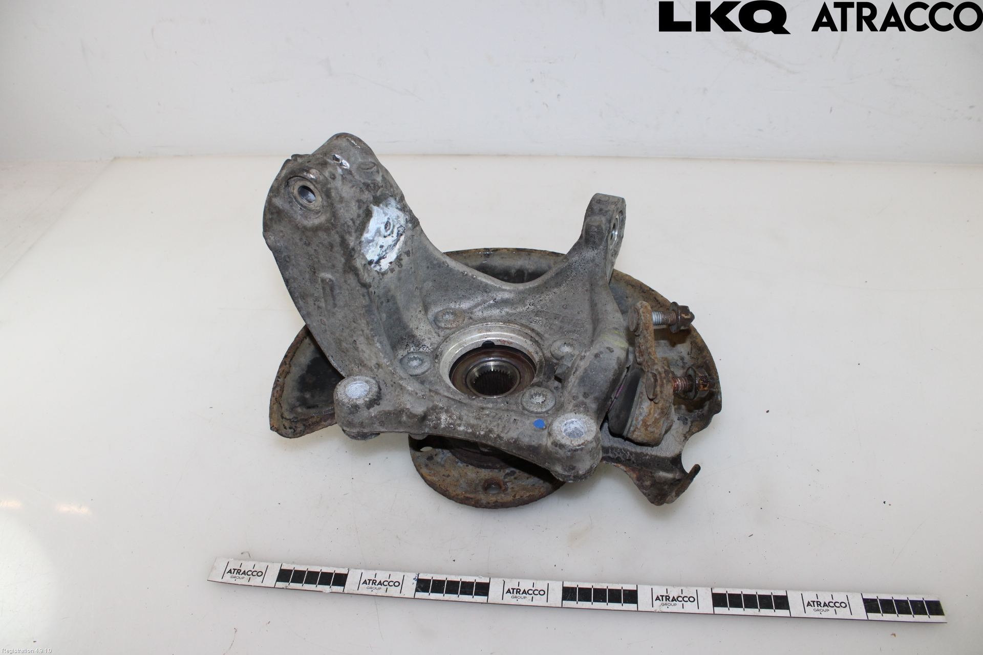 Volkswagen VW PASSAT 11-14 Styrspindel Lagerhus Hö