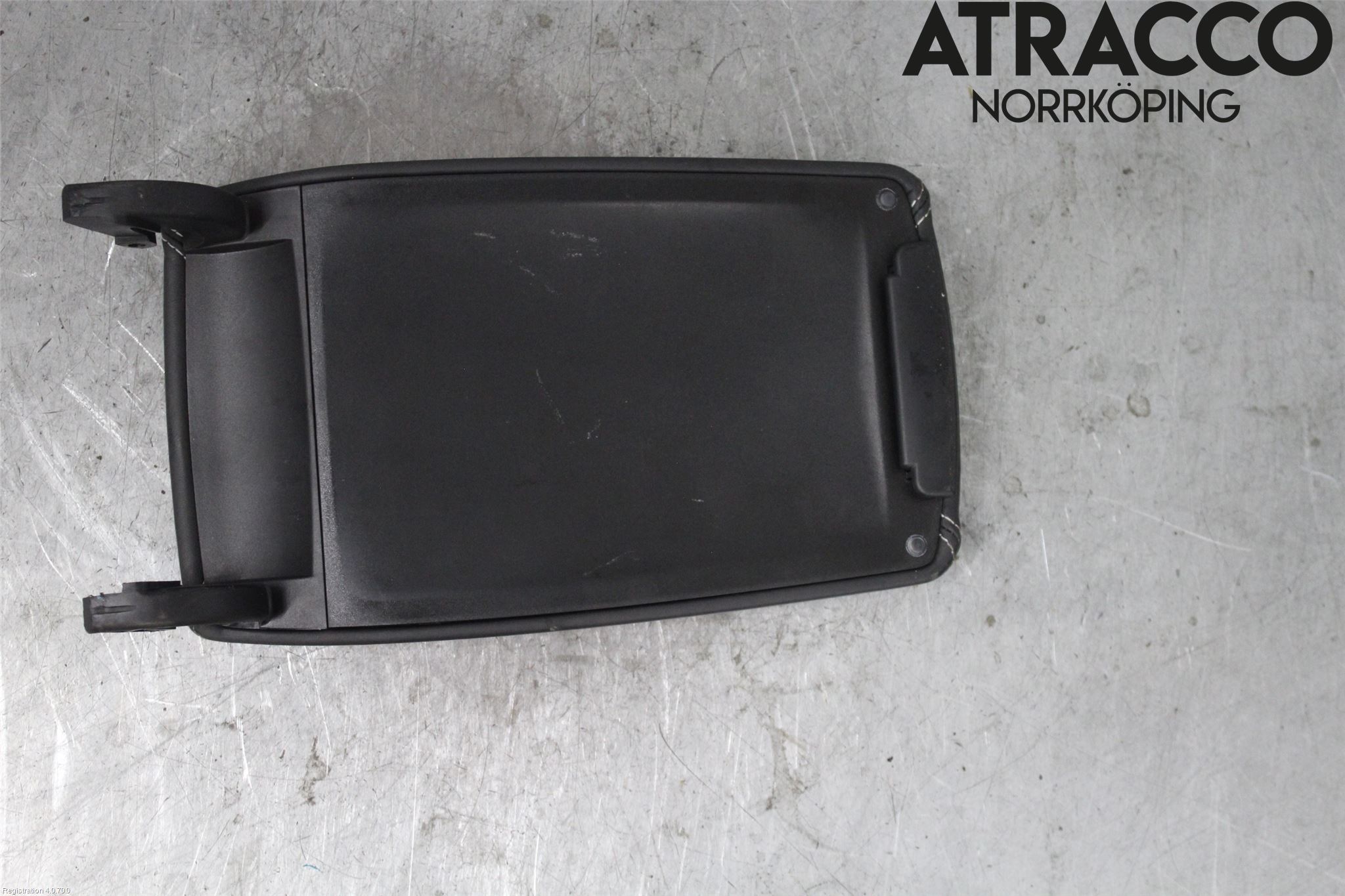 Audi A6/S6     05-11 Inredning Armstöd