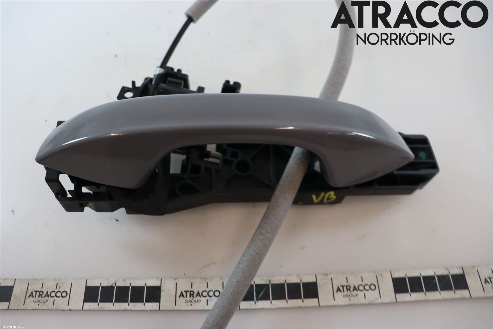 Cupra BORN 22- Dörrhandtag Yttre Vä