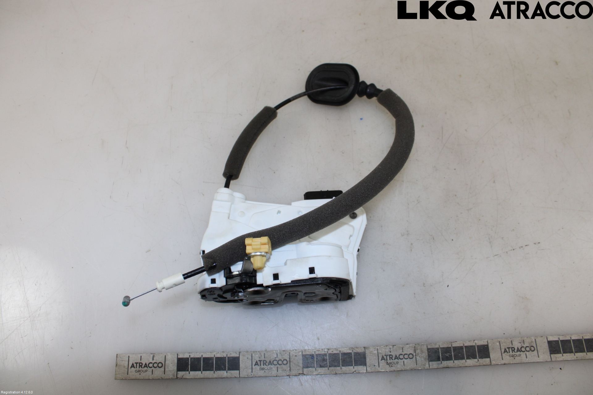 MG 4 23- Låskista-Dörrlås