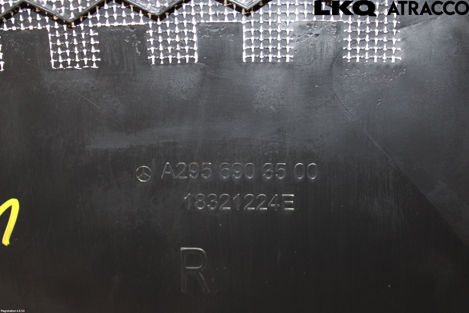 Mercedes-Benz MB EQE (V295) 22- Inr Plastd A-B-C Stolpe