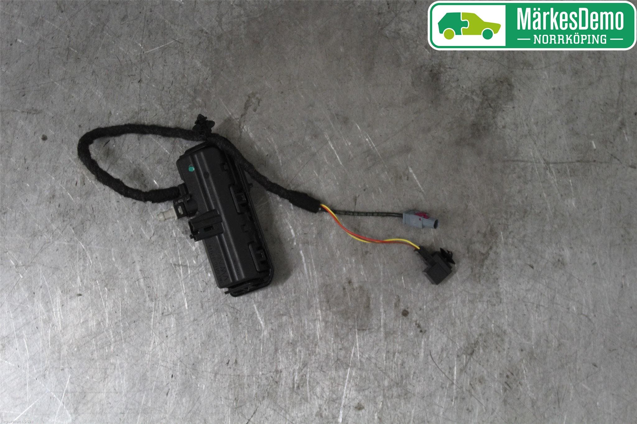 Skoda KAROQ 18- Bakluckehandtag